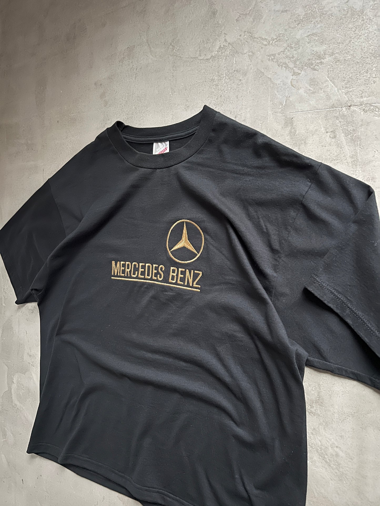 BLACK/GOLD MERCEDES BENZ TEE - 1990S - L