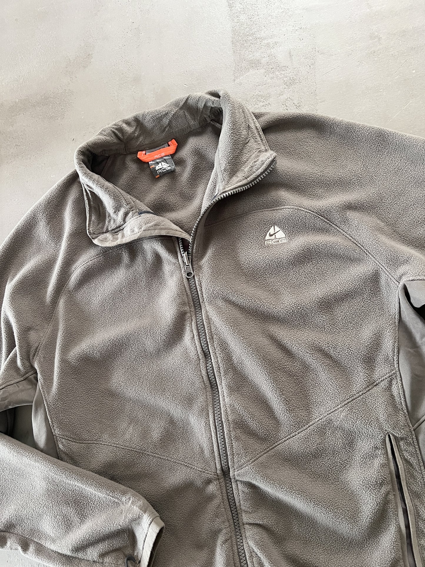 BEIGE NIKE ACG FLEECE JACKET - 2000S - L