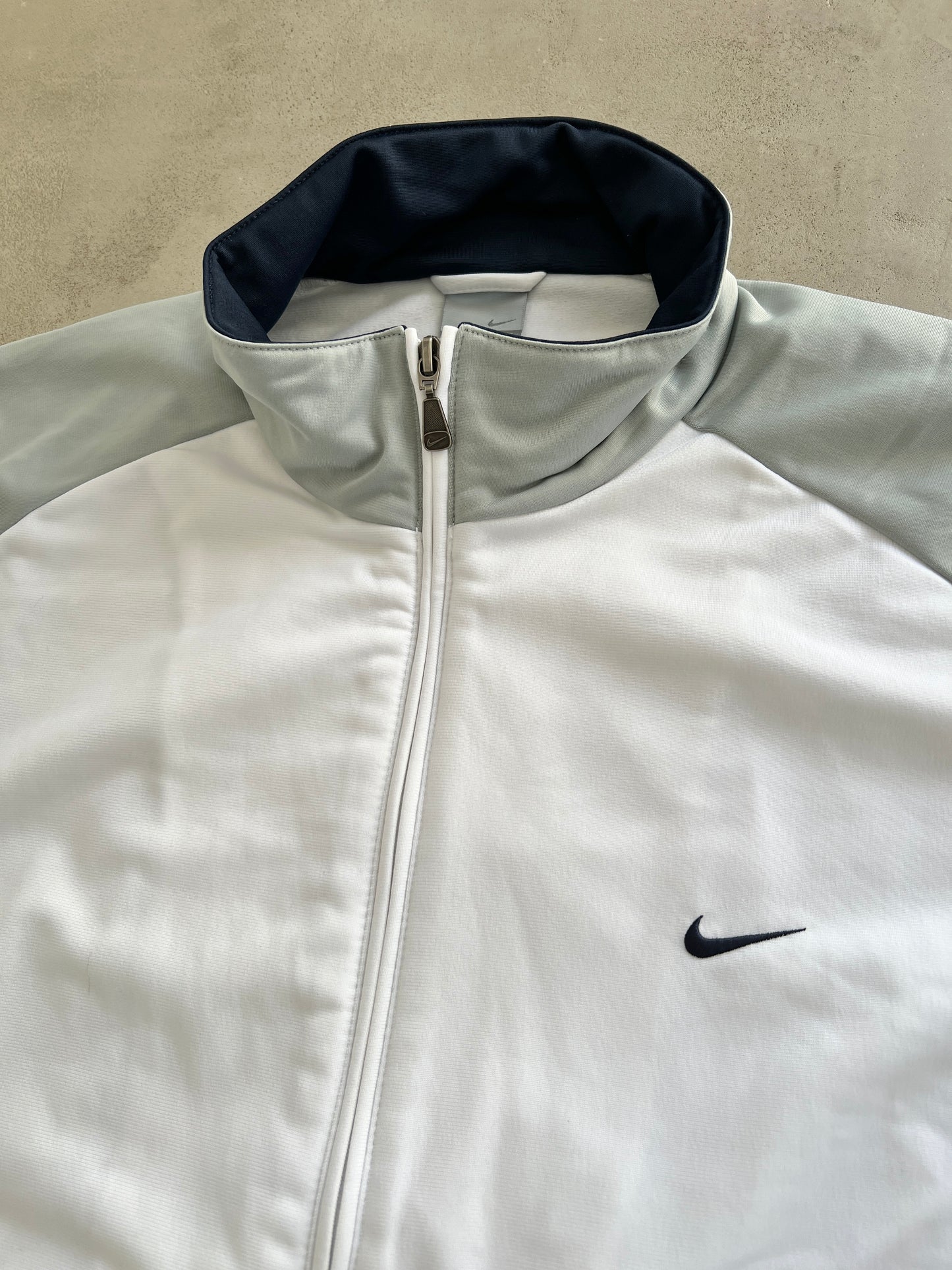 WHITE NIKE TRACK JACKET - 2000S - XL