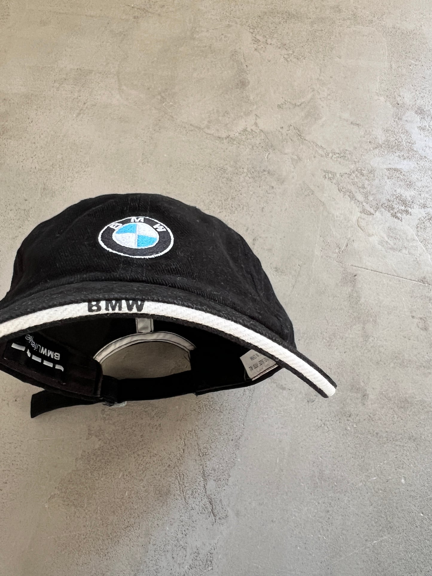 BLACK BMW CAP - 2000S