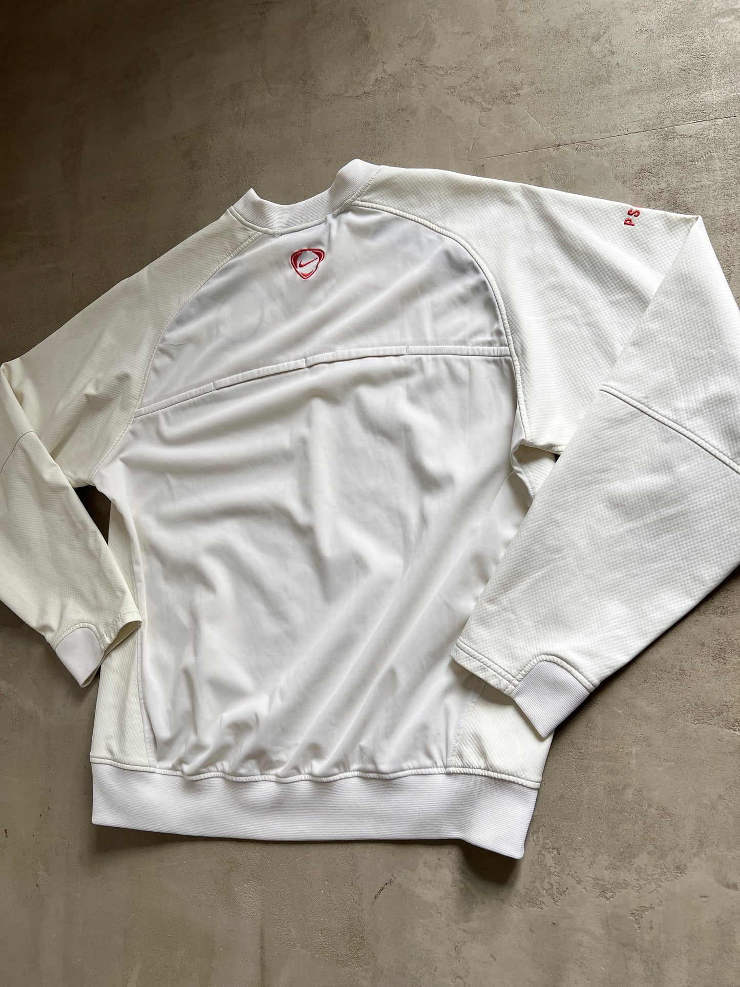 WHITE PSG NIKE SWEATER - 2000S - L