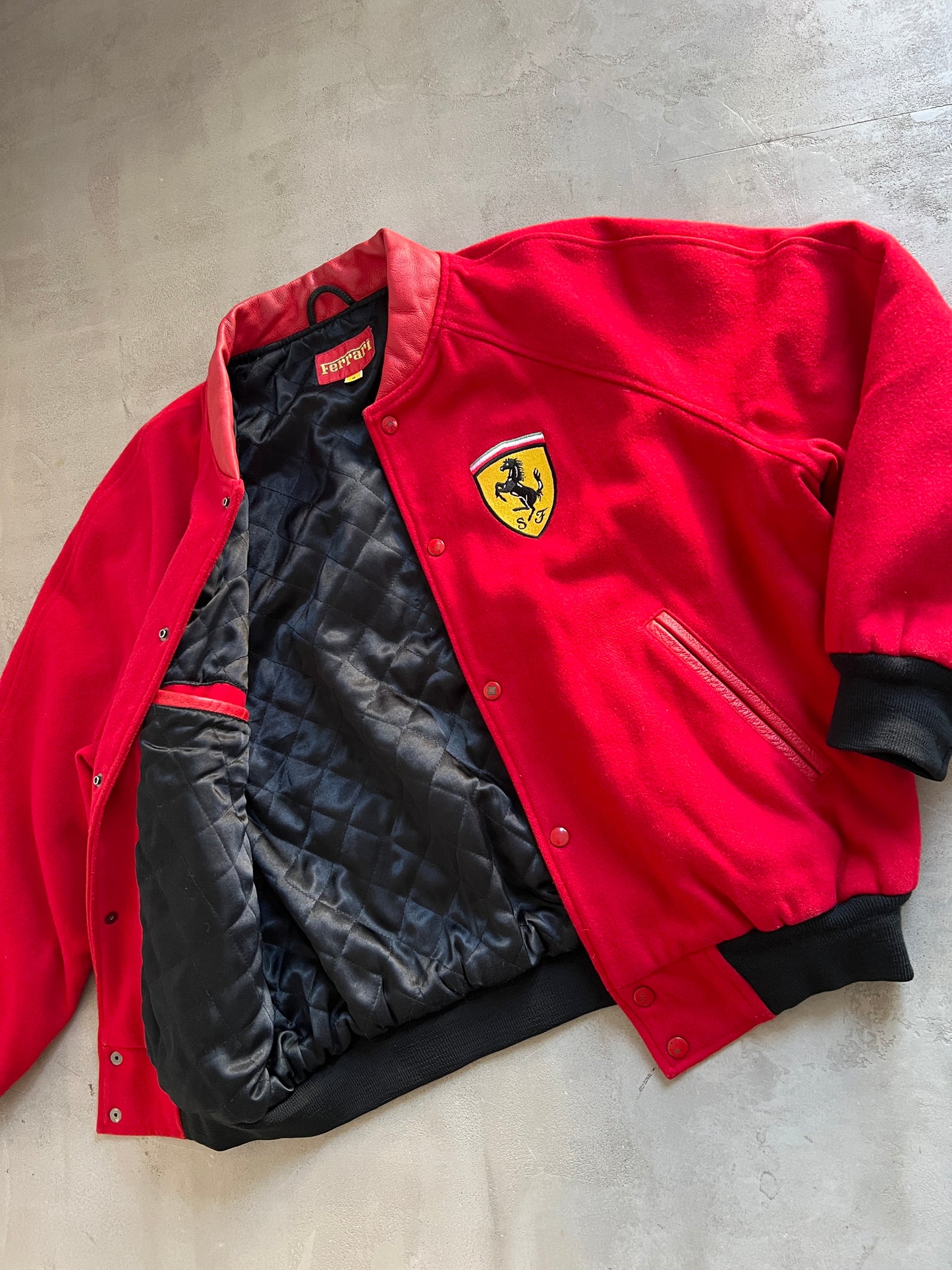 RED FERRARI JACKET - 1996 - L