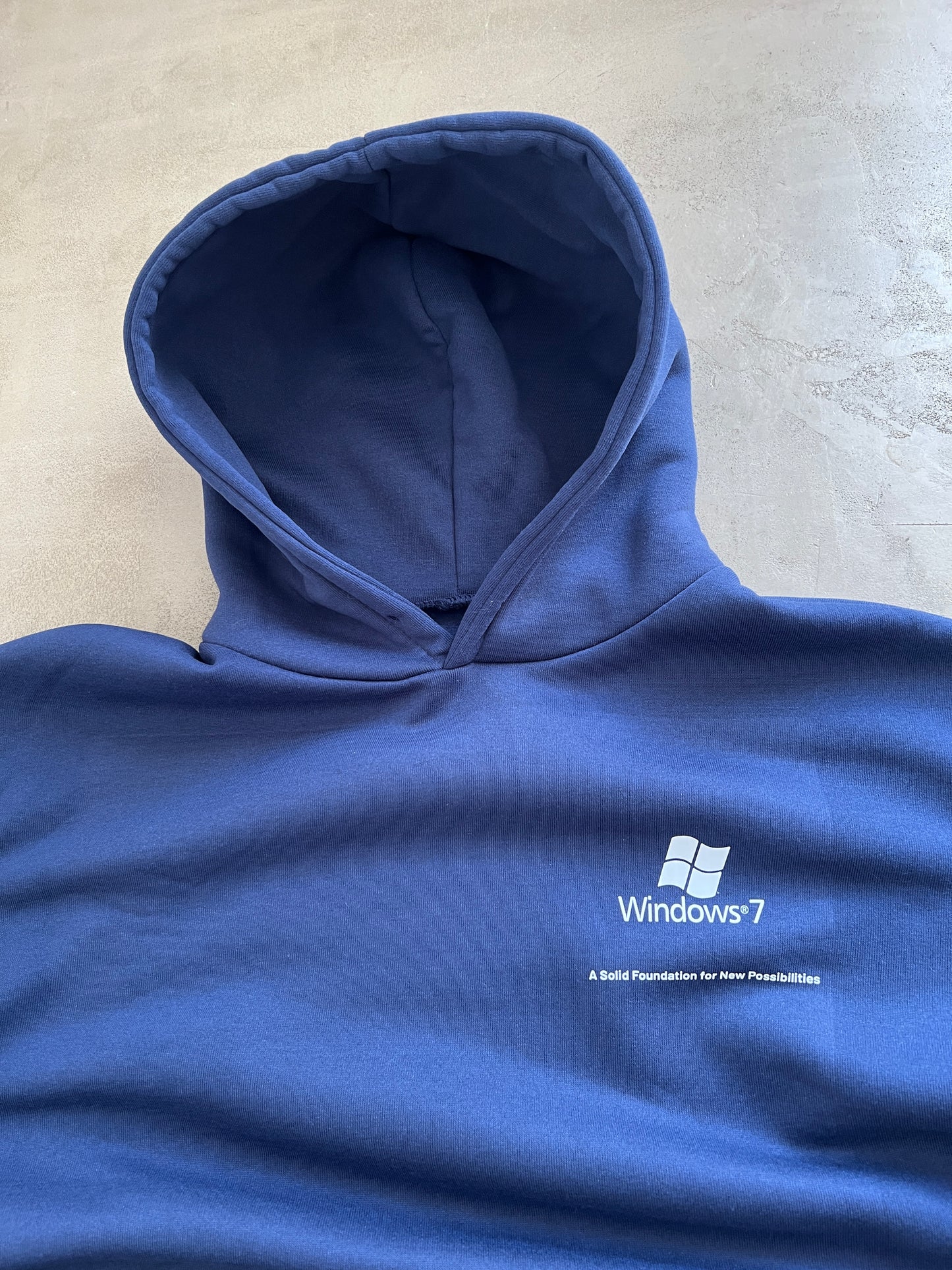 NAVY WINDOWS HOODIE - 2000S - L