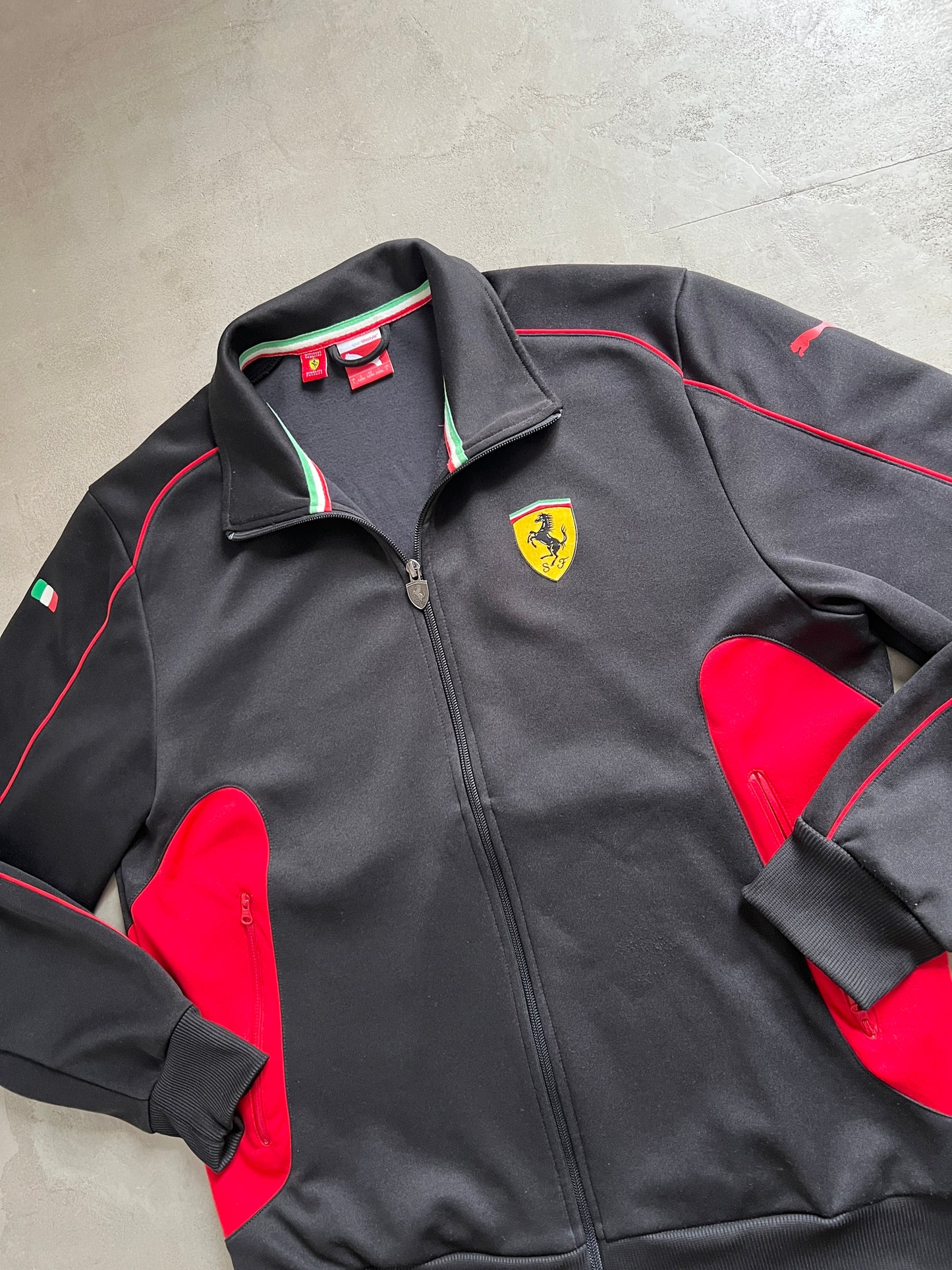 BLACK FERRARI SCUDERIA JACKET - 2000S - L/XL