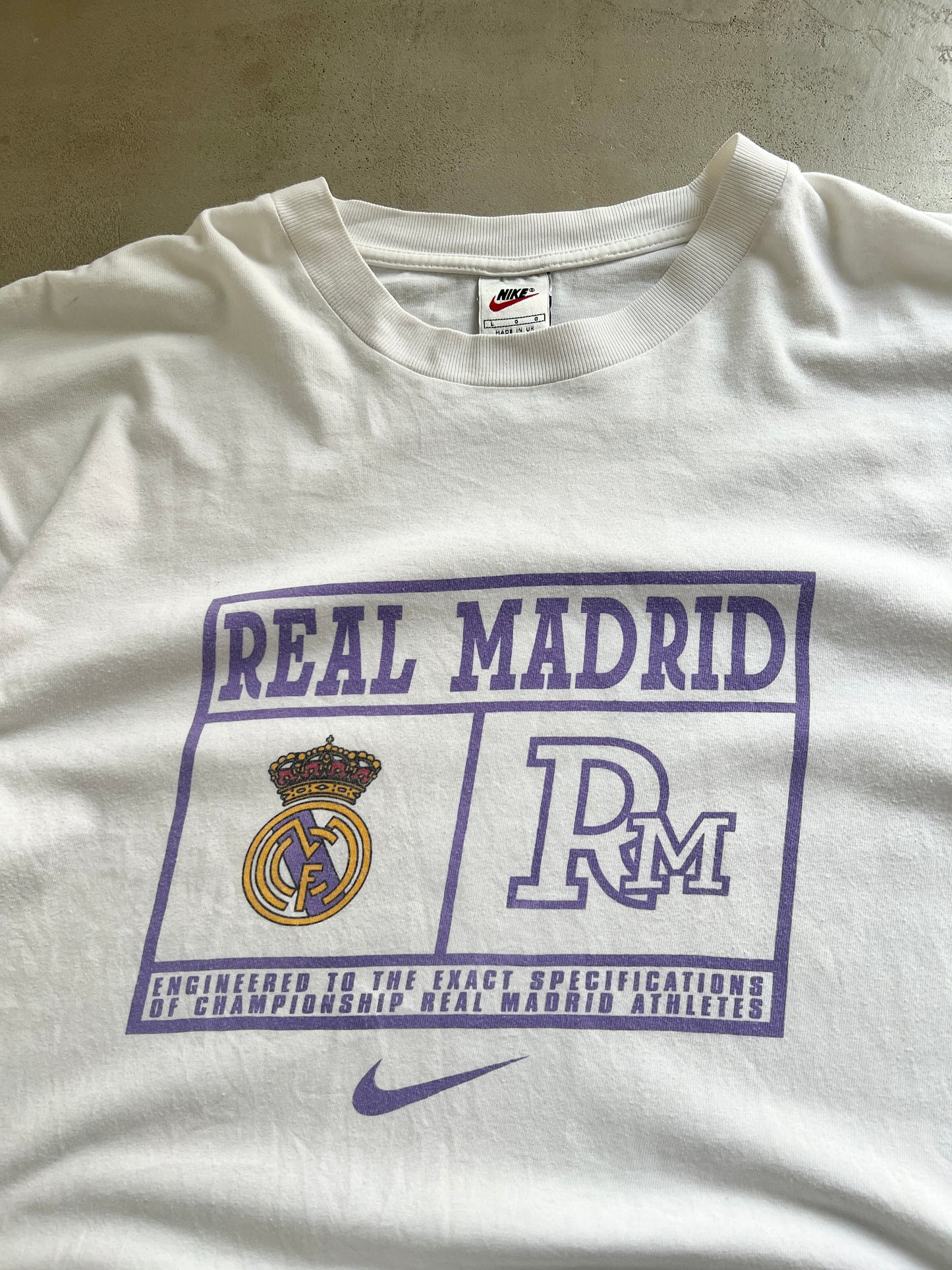 WHITE/PURPLE REAL MADRID NIKE TEE - 1990S - L