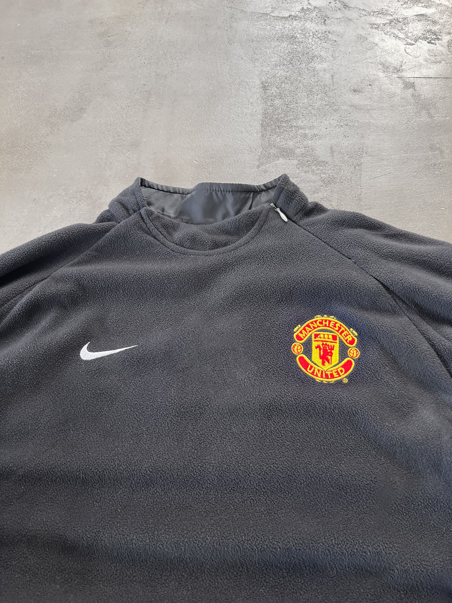BLACK MANCHESTER UNITED NIKE FLEECE - 2000S - M