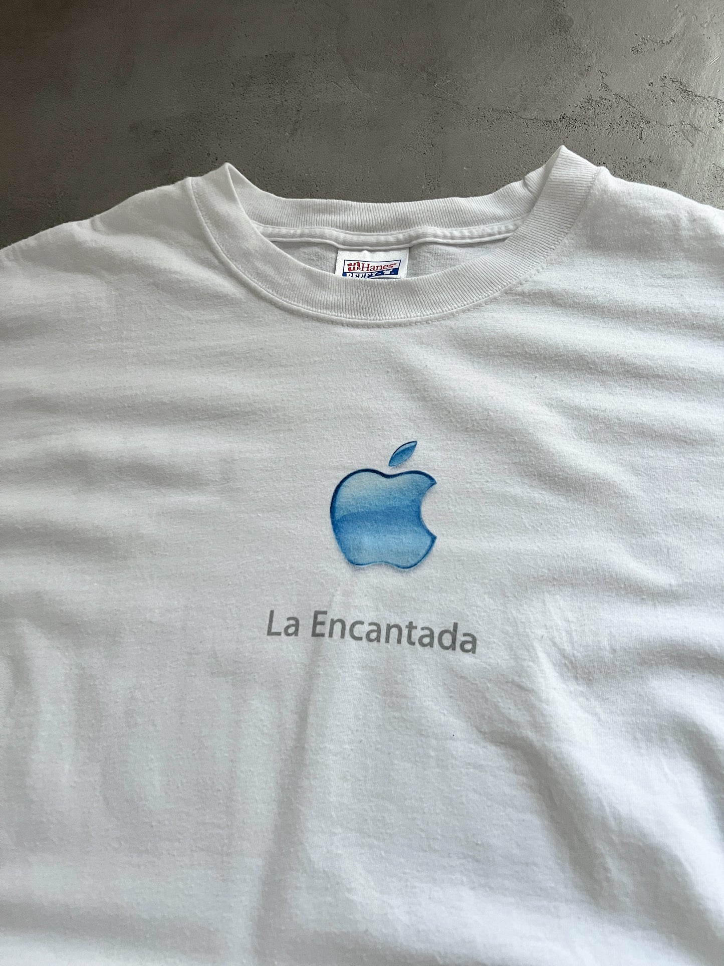 WHITE APPLE TEE - 1990S - M