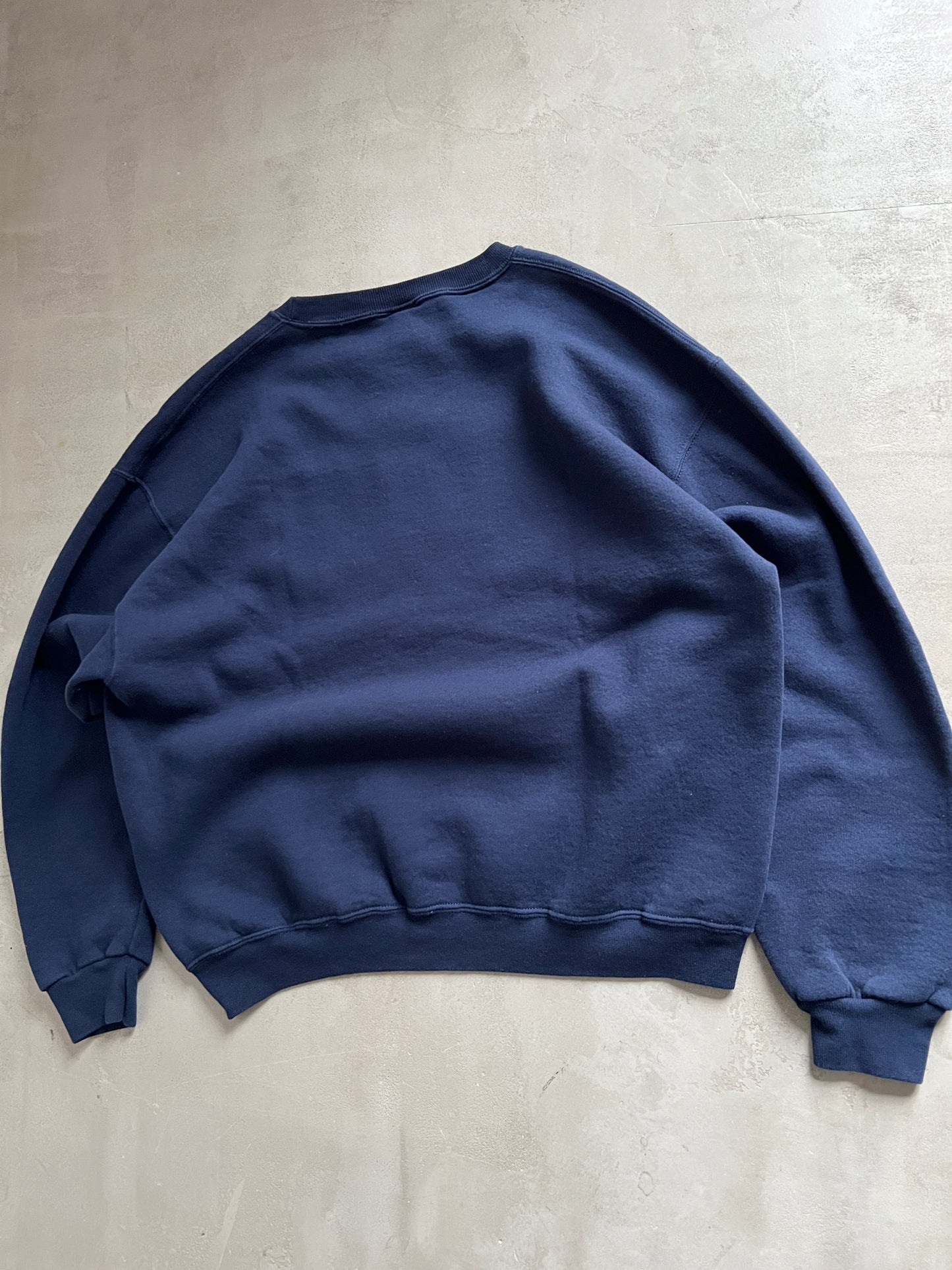 NAVY YANKEES RUSSELL SWEATER - 1990S - M/L