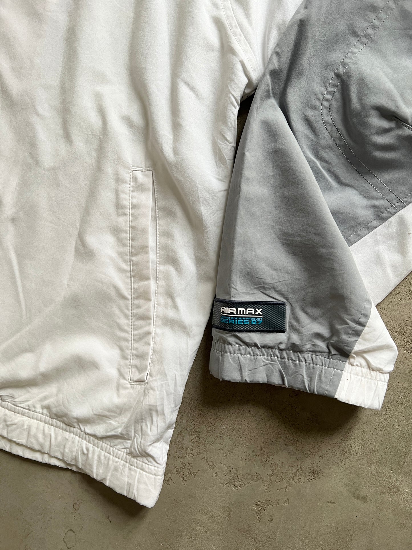 WHITE AIR MAX TRACK JACKET - 2000S - L/M
