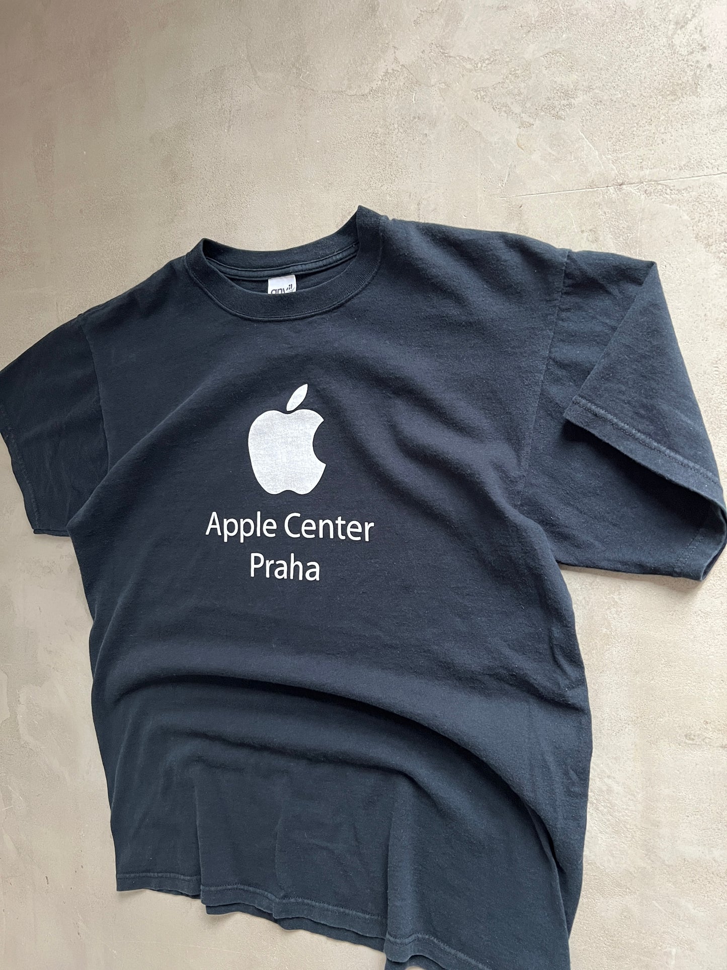 FADED BLACK APPLE PROMO TEE - 2000S - L