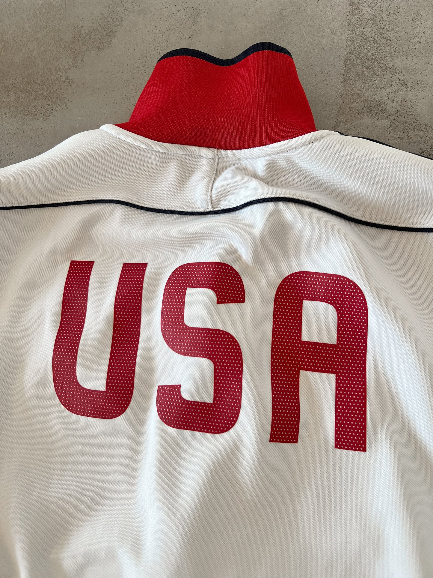 WHITE/RED USA NIKE SOCCER TRACK JACKET - M