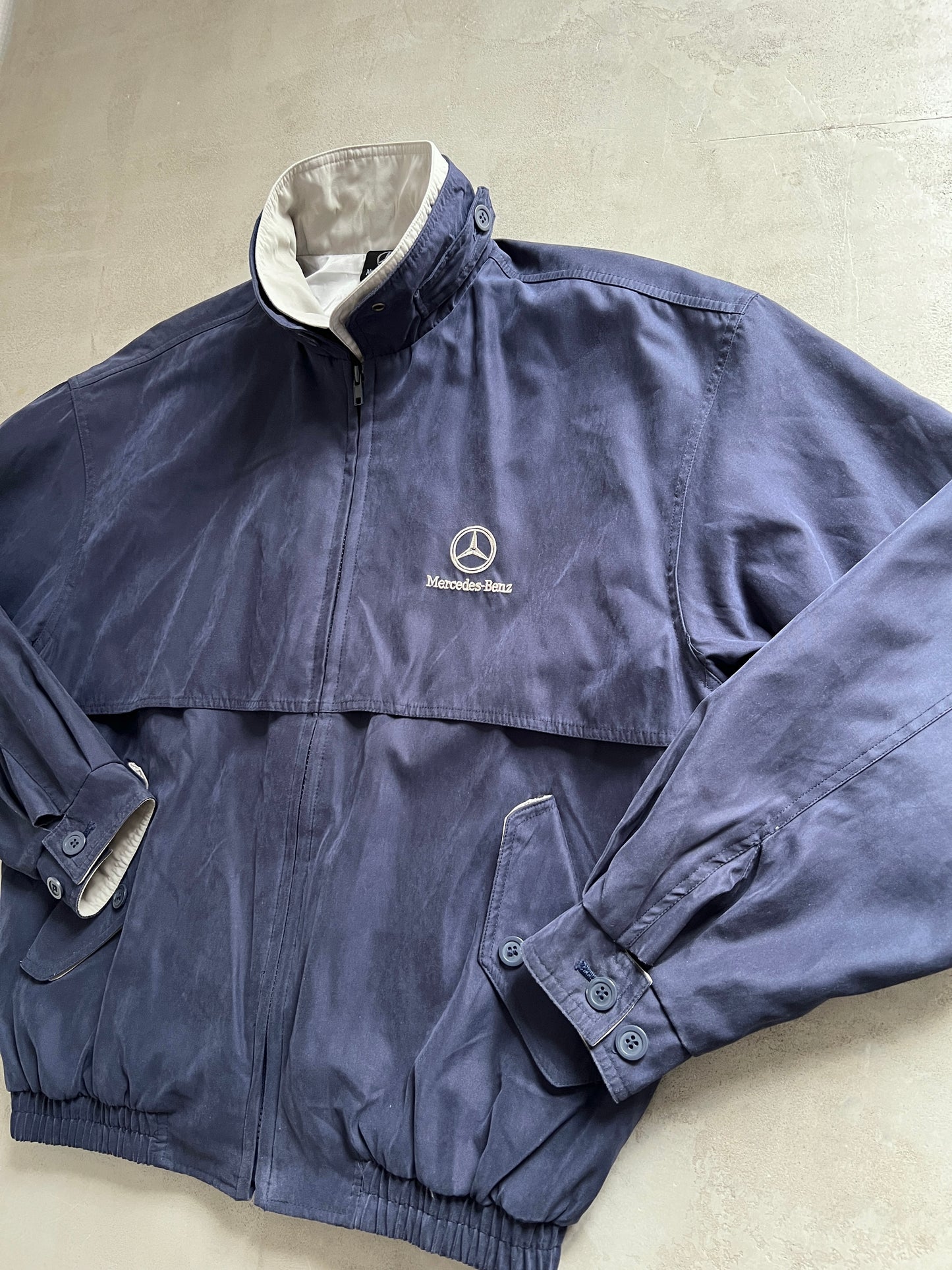 NAVY/CREME MERCEDES BENZ JACKET - 1990S - L