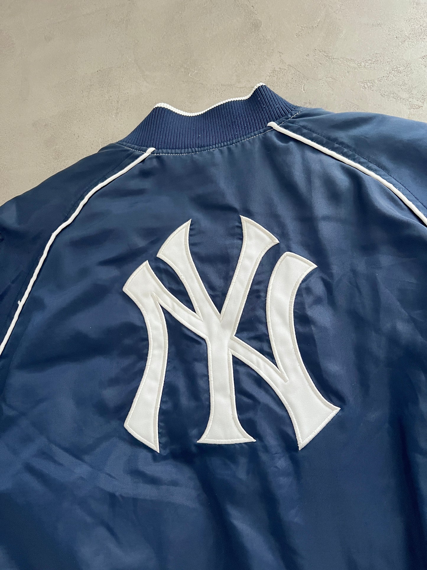 CREME/NAVY YANKEES NIKE COLLEGE JACKET - 1990S - L