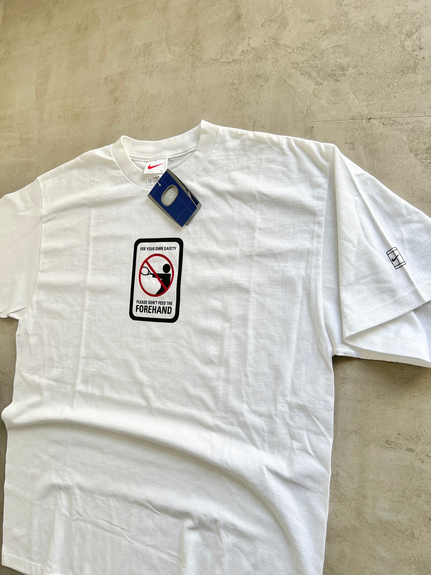 WHITE NIKE TENNIS TEE - 1990S - XL