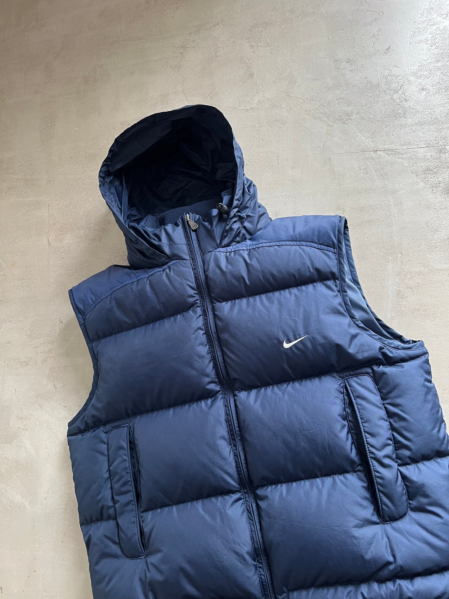 NAVY NIKE PUFFER VEST - 2000S - M