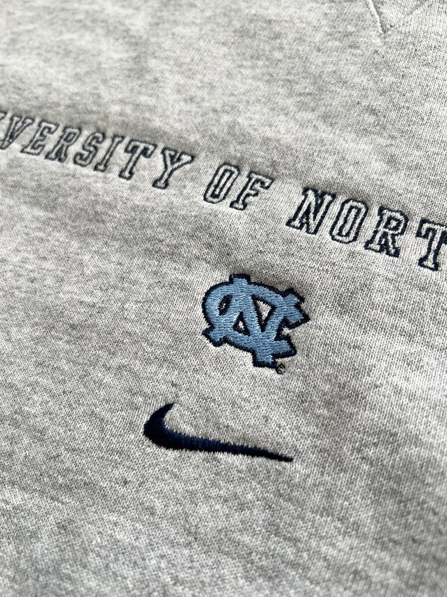 GREY UNC NIKE SWEATER - 1990S - S