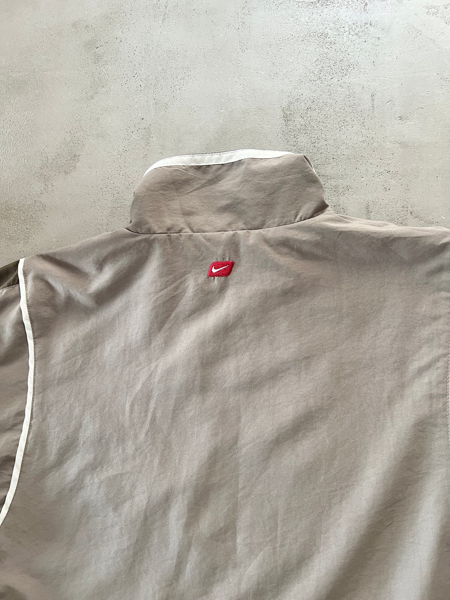 KHAKI NIKE TRACK JACKET - 2000S - M