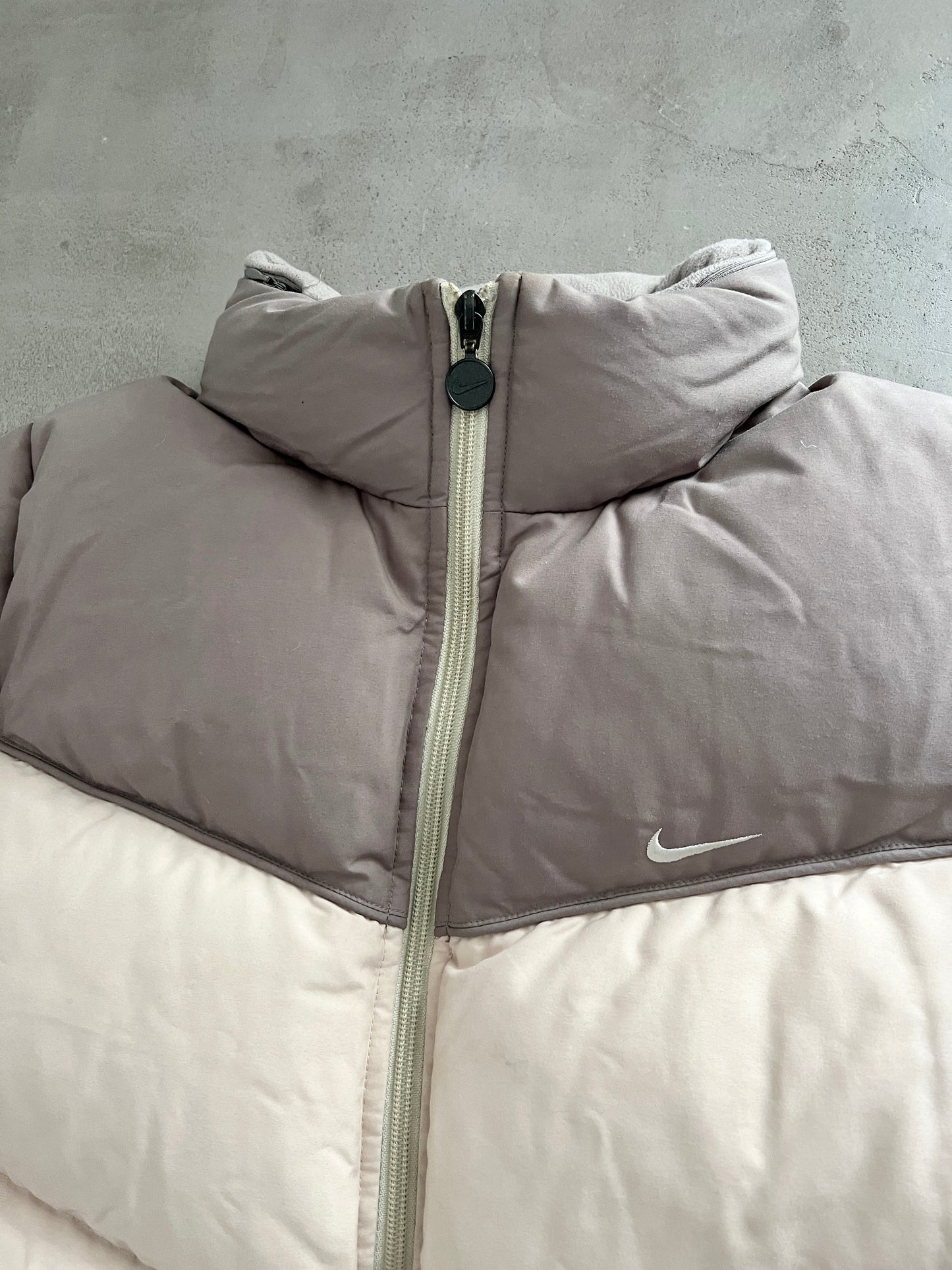 MOCHA/CREME NIKE PUFFER - 2000S - WOMENS L/M