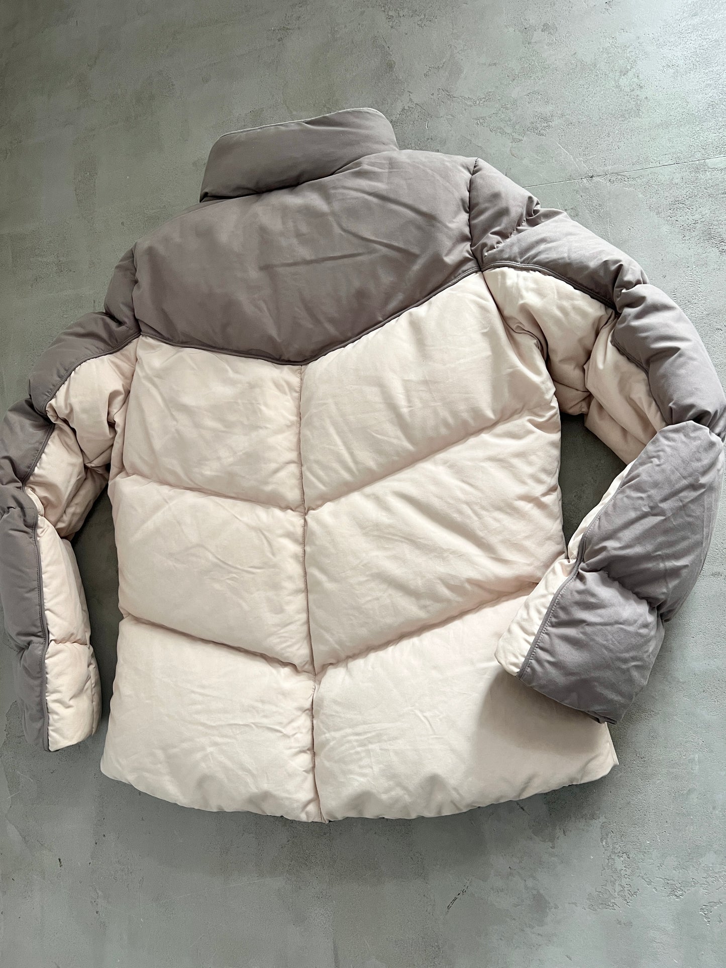 MOCHA/CREME NIKE PUFFER - 2000S - WOMENS L/M