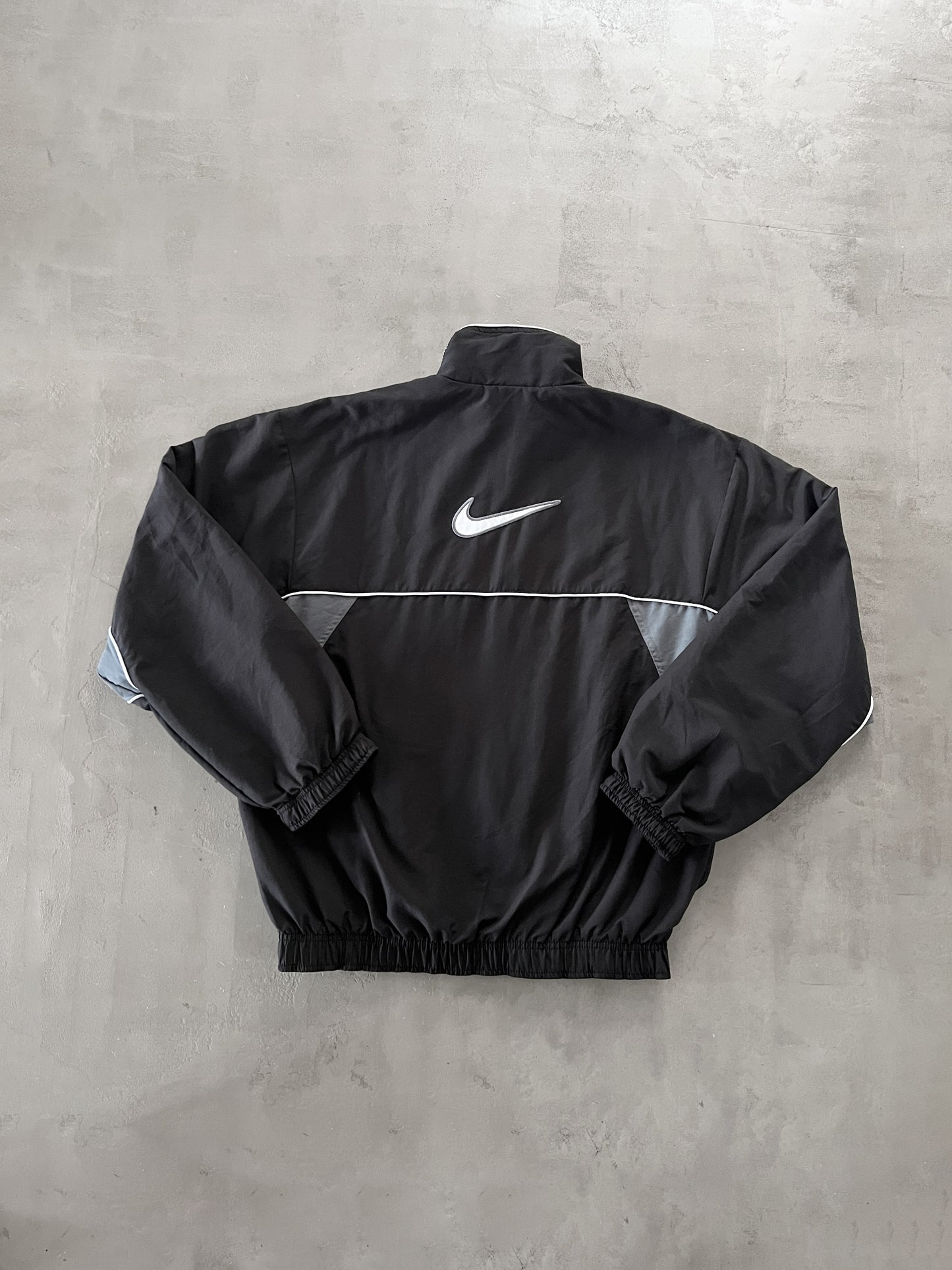 BLACK/GREY NIKE TRACK JACKET - 2000S - M