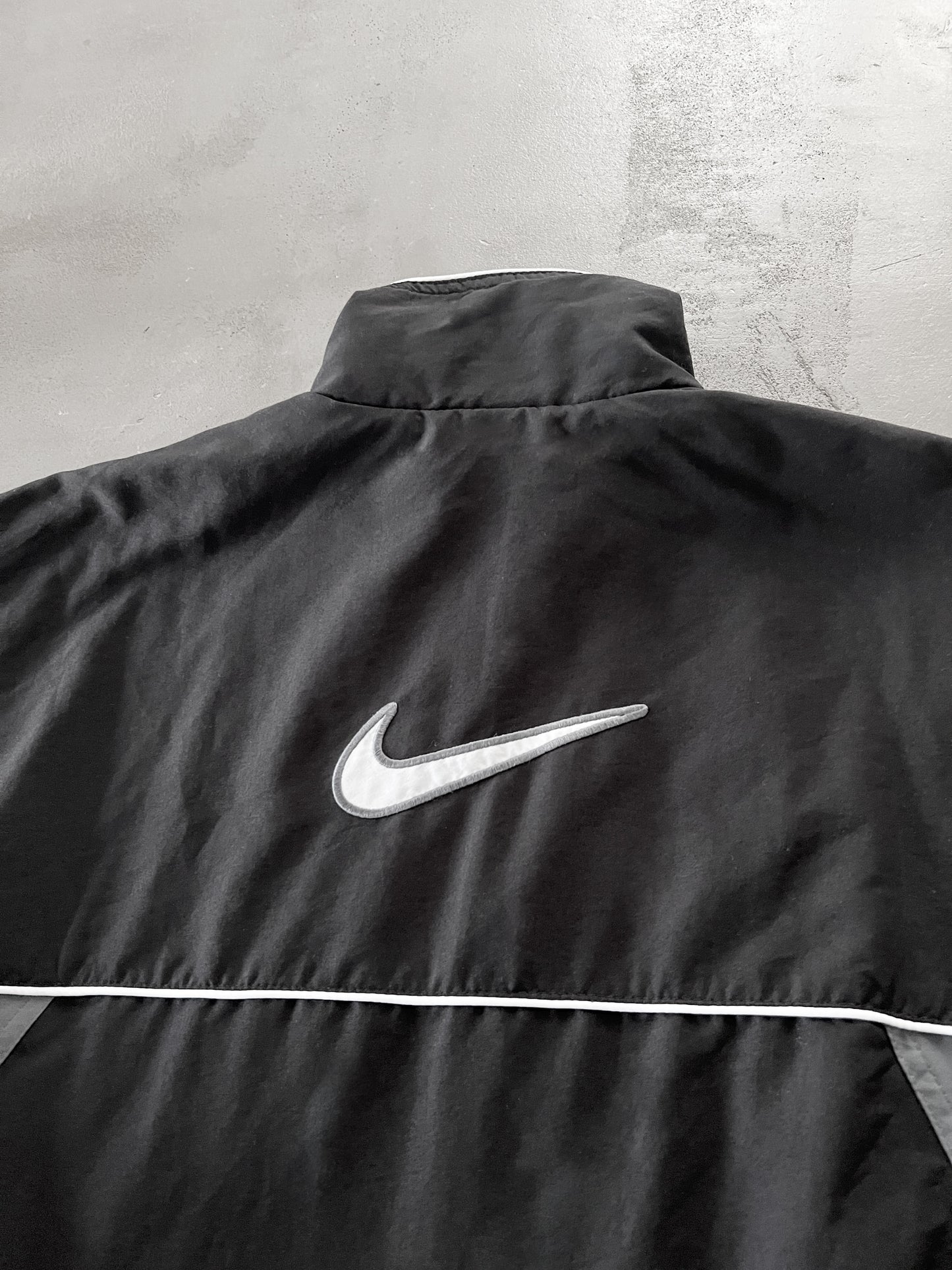 BLACK/GREY NIKE TRACK JACKET - 2000S - M