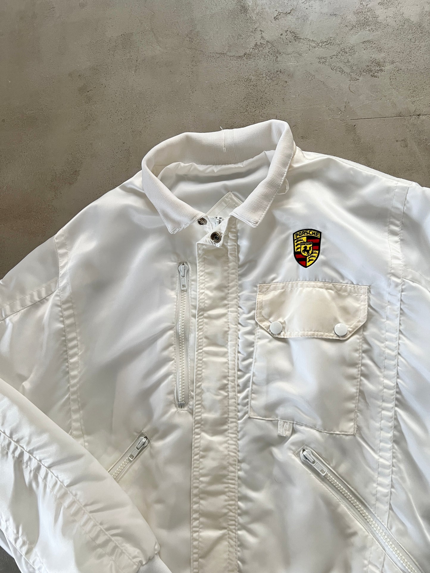 CREME/WHITE PORSCHE JACKET - 1990S - S/M