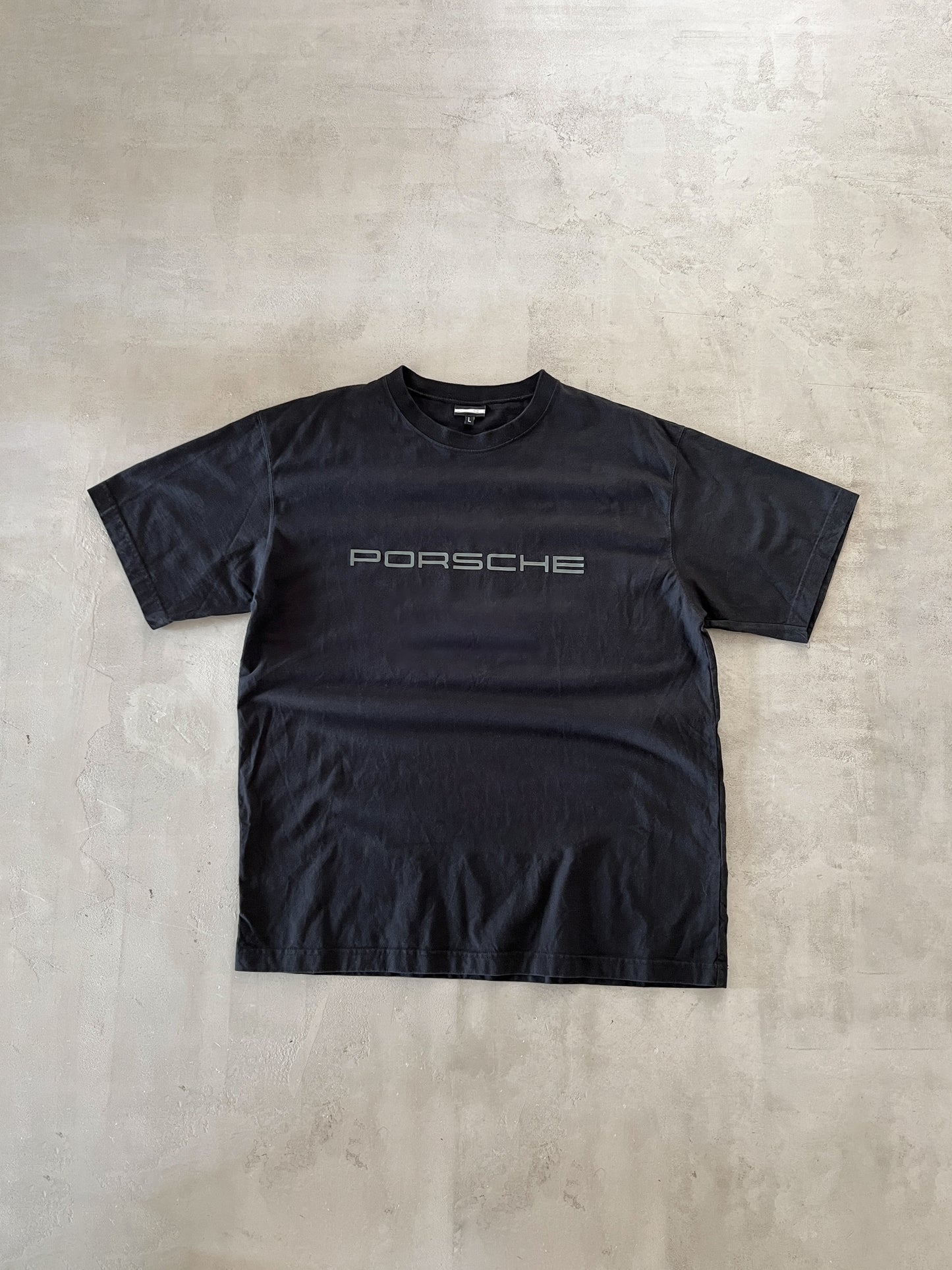 BLACK PORSCHE TEE - 1990S - L