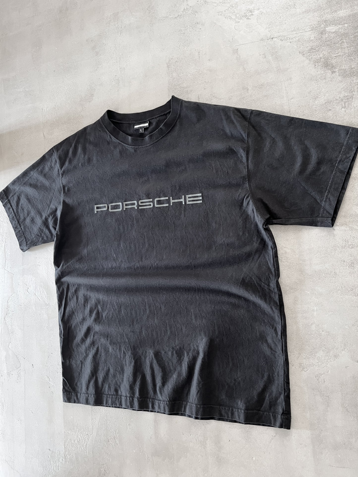 BLACK PORSCHE TEE - 1990S - L