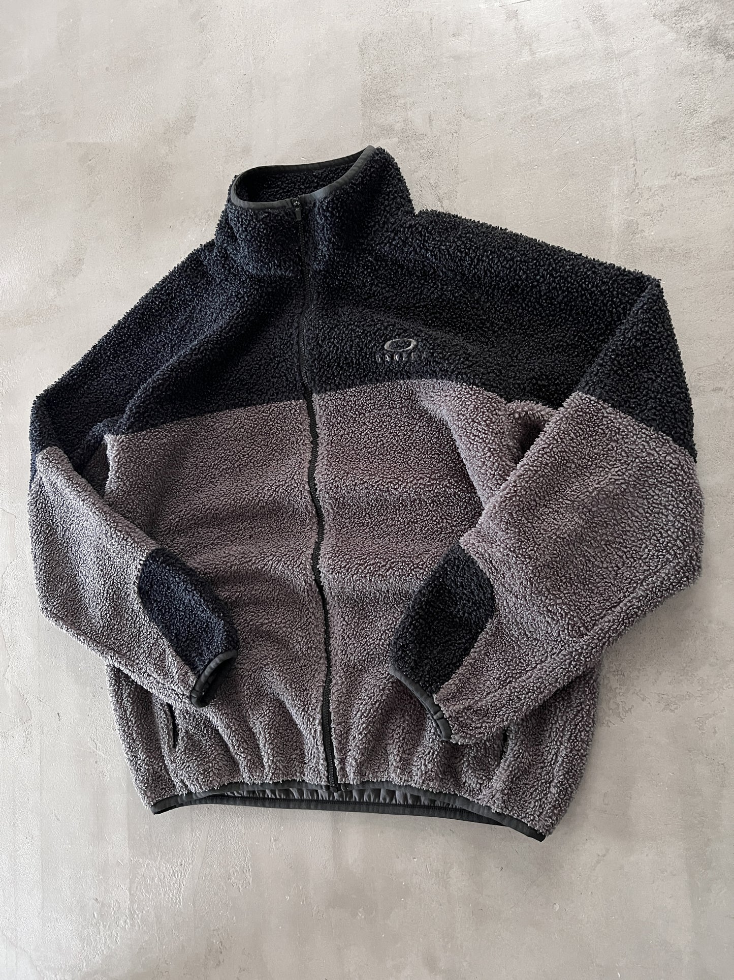 GREY/BLACK OAKLEY FLEECE JACKET - 2000S - M