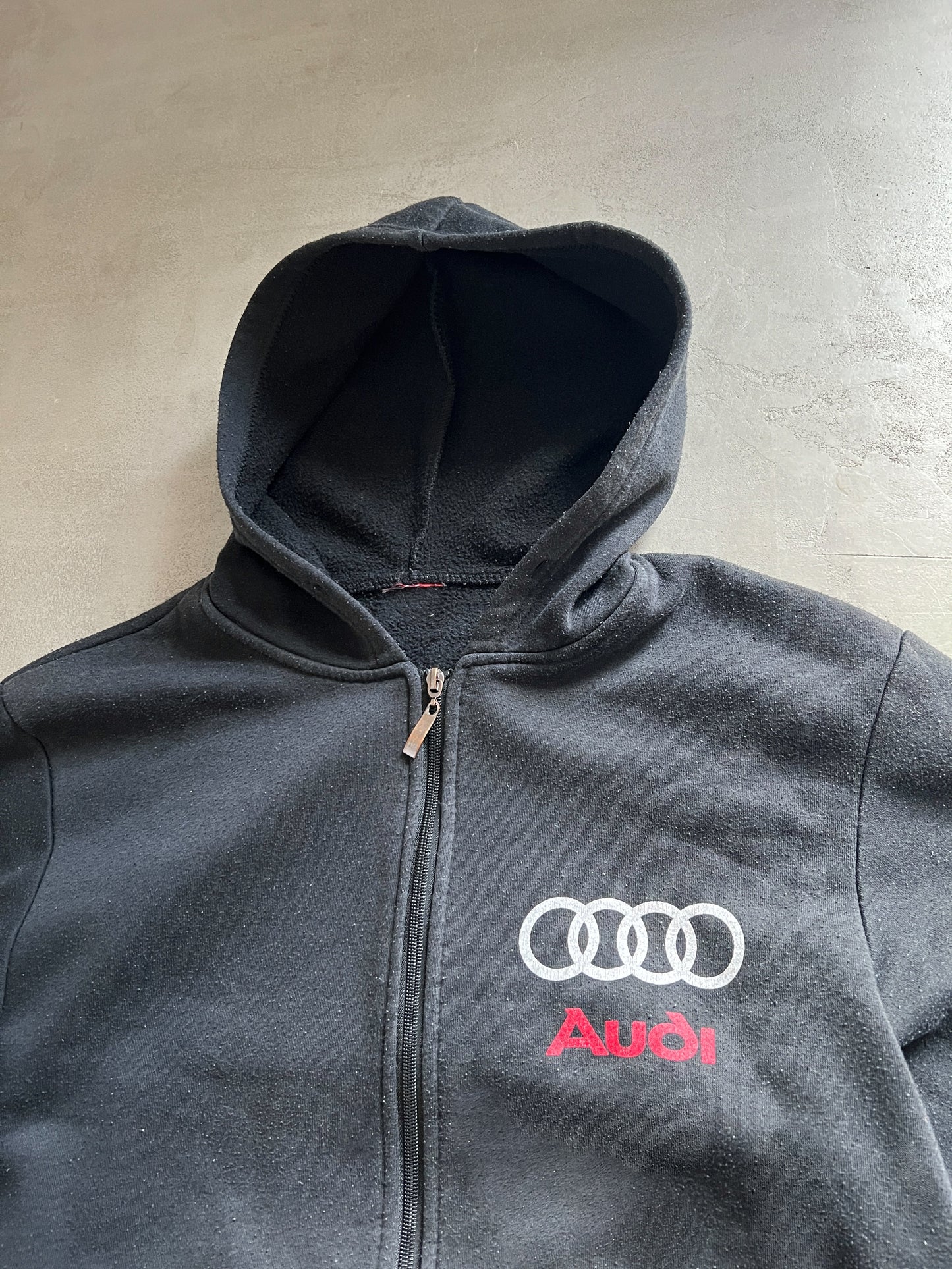 FADED BLACK AUDI ZIP UP HOODIE - 1990S - M