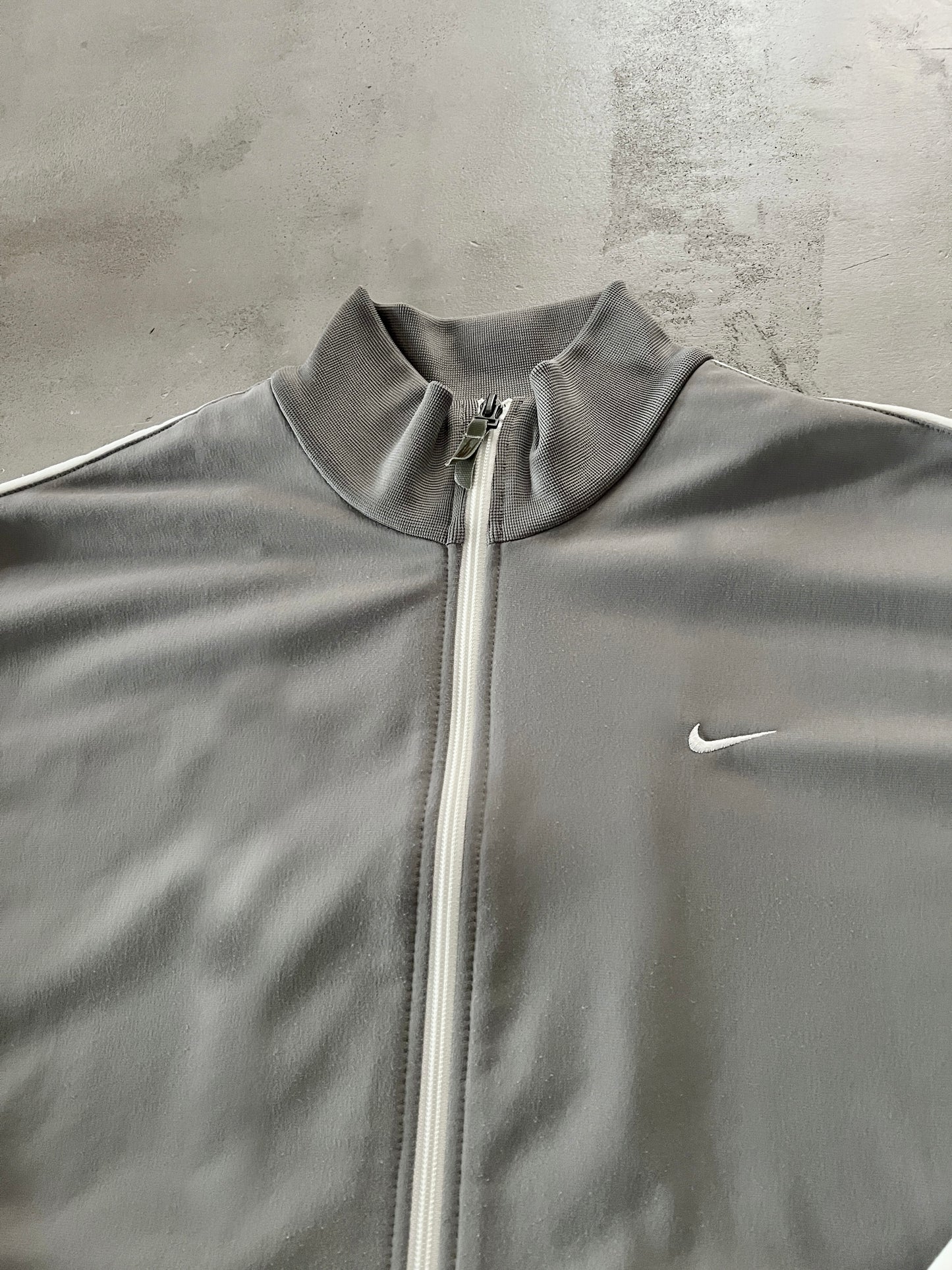 GREY/KHAKI NIKE TRACK JACKET - 2000S - XL
