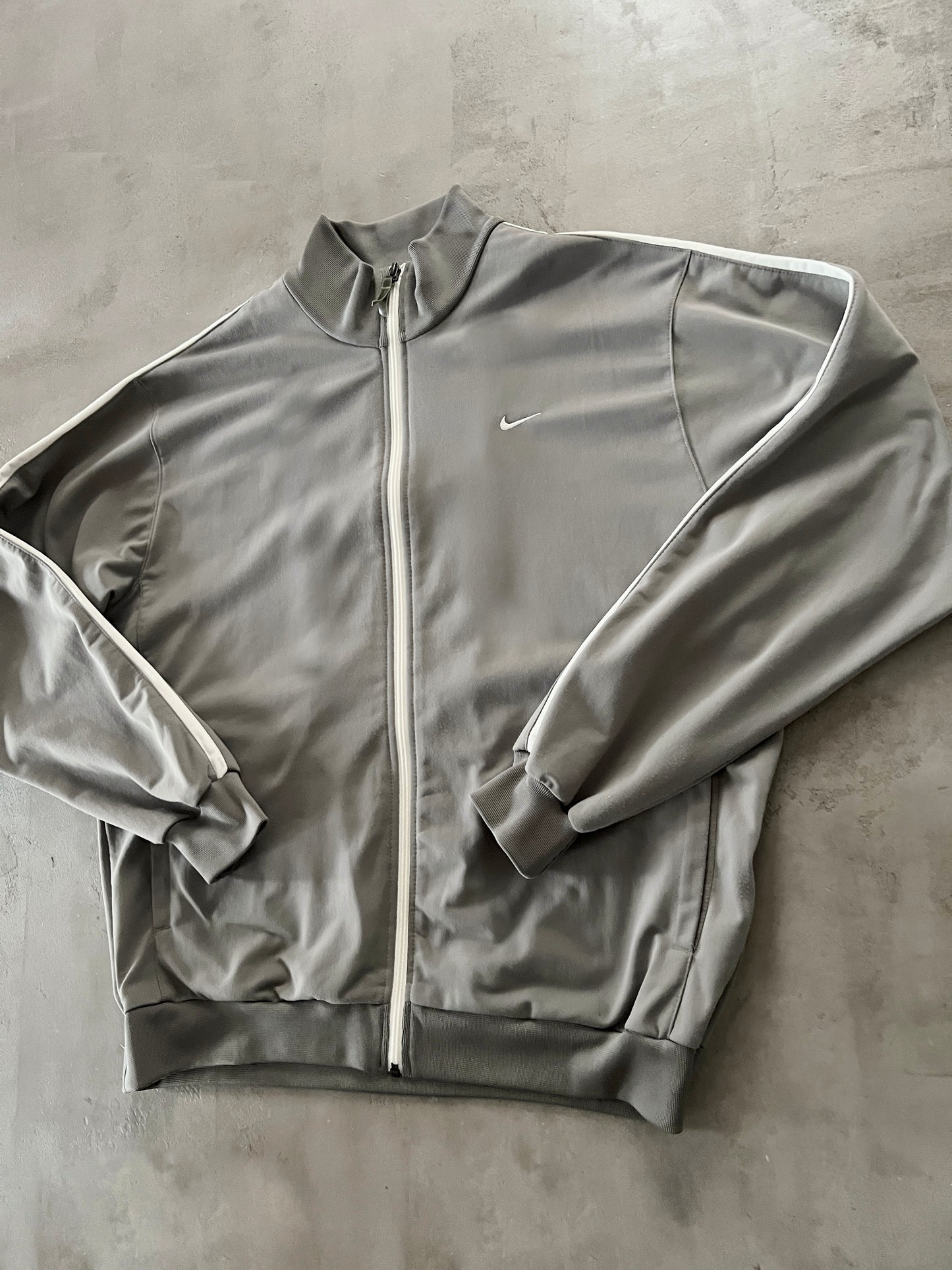 GREY/KHAKI NIKE TRACK JACKET - 2000S - XL