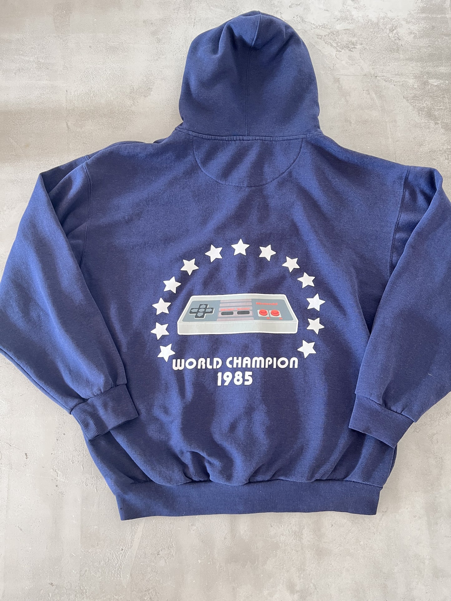 NAVY NINTENDO ZIP UP HOODIE - 2000S - XL/L