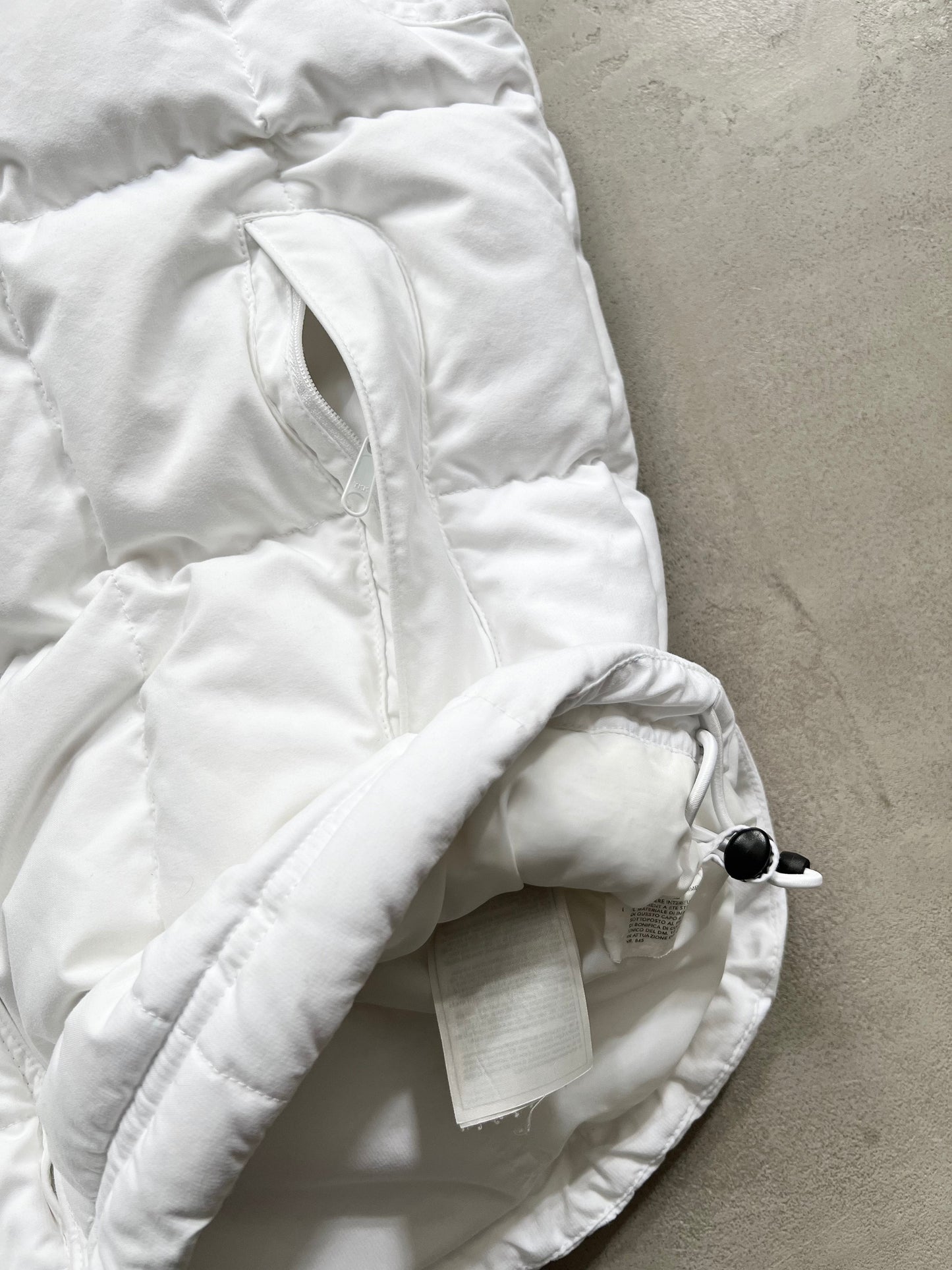 WHITE NIKE PUFFER VEST - 2000S - S