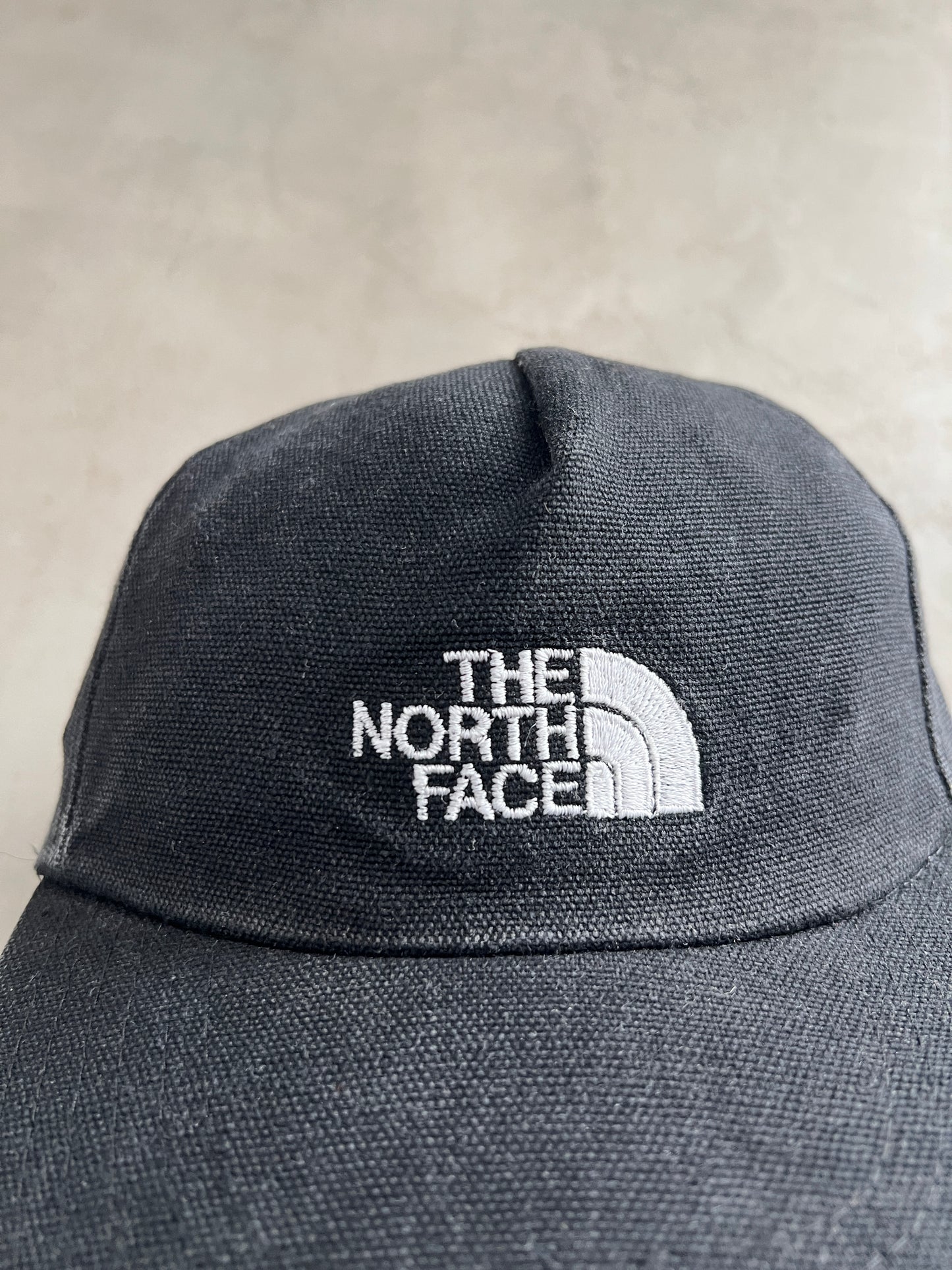 FADED BLACK THE NORTH FACE CAP - 2000S