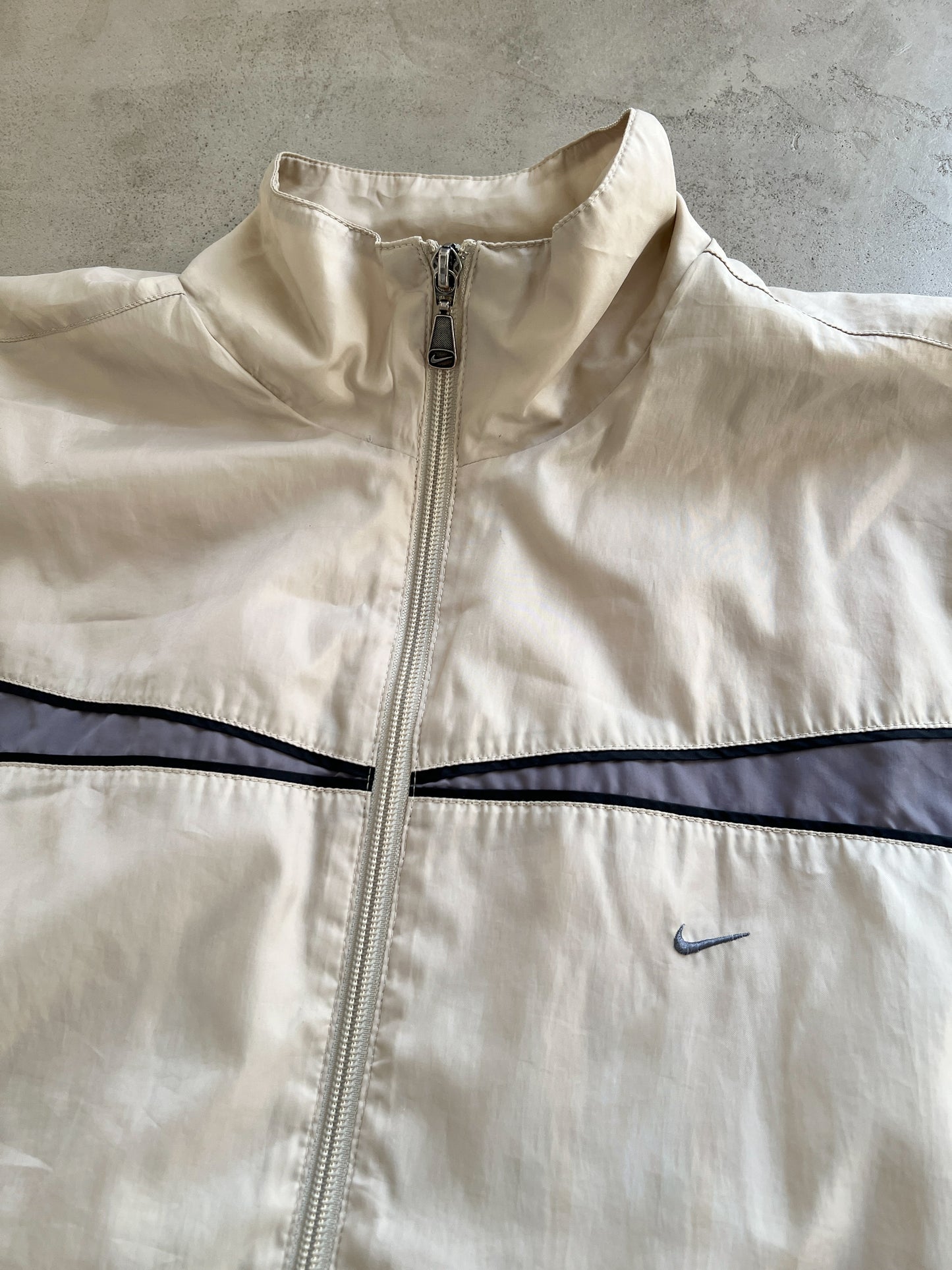 BEIGE/GREY NIKE TRACK JACKET - 2000S - L/M