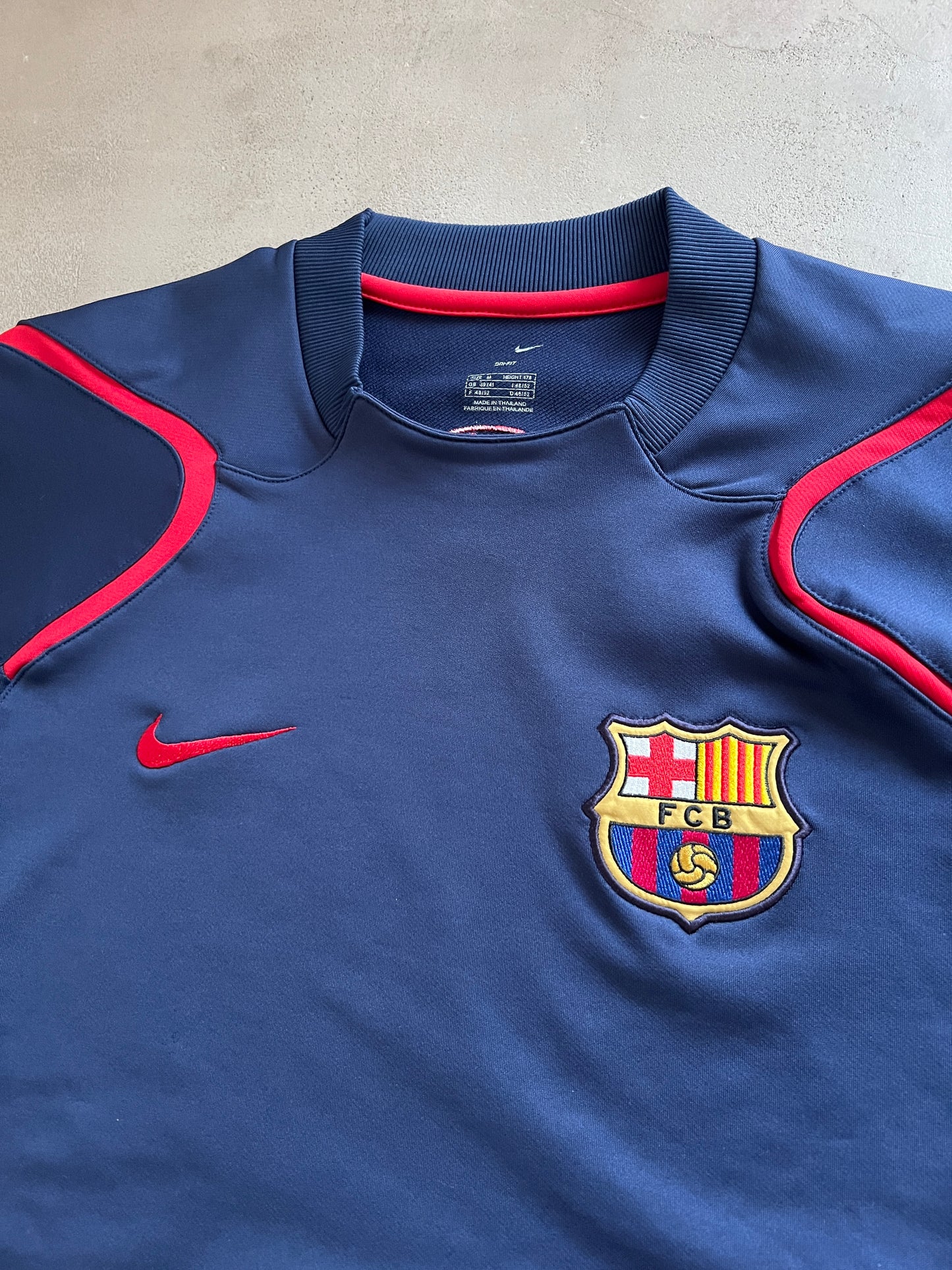 NAVY FC BARCELONA NIKE SWEATER - 2000S - M
