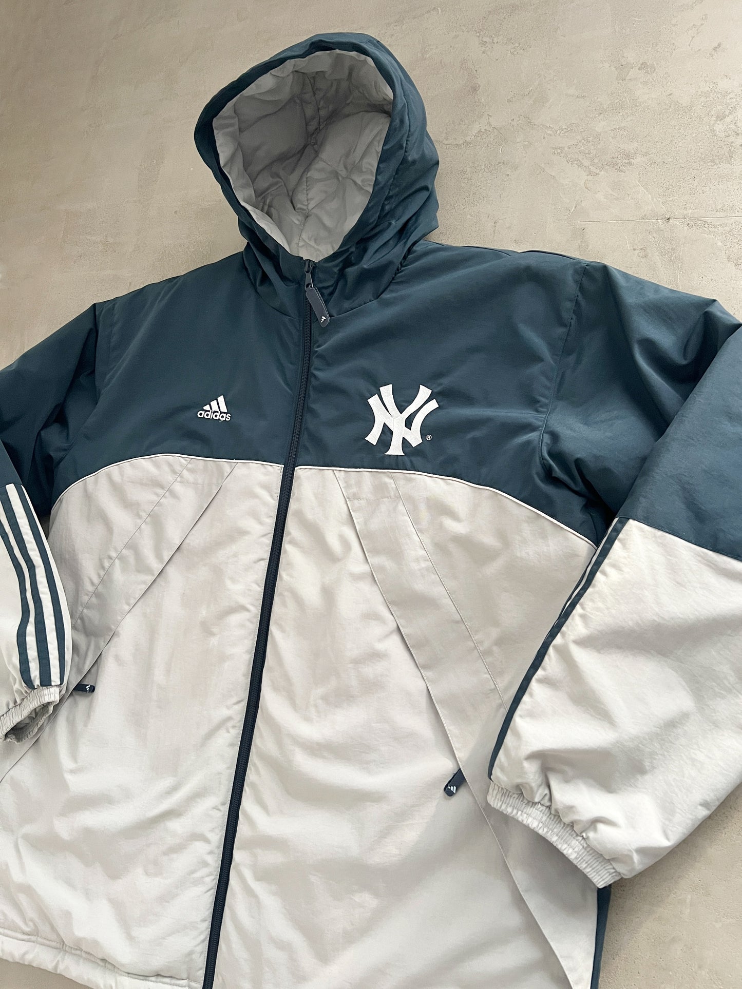 NAVY/GREY YANKEES COAT - 2000S - M