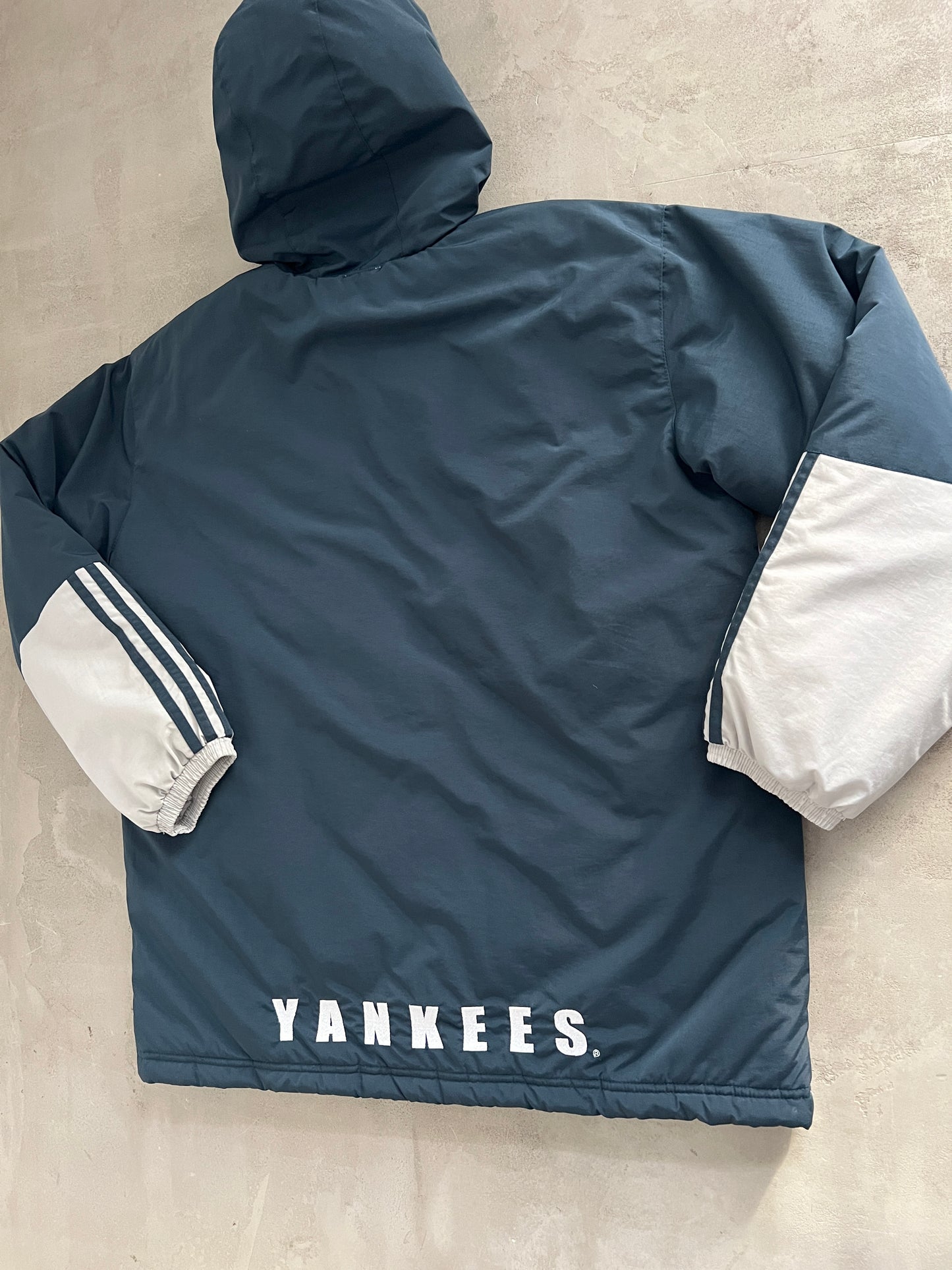 NAVY/GREY YANKEES COAT - 2000S - M