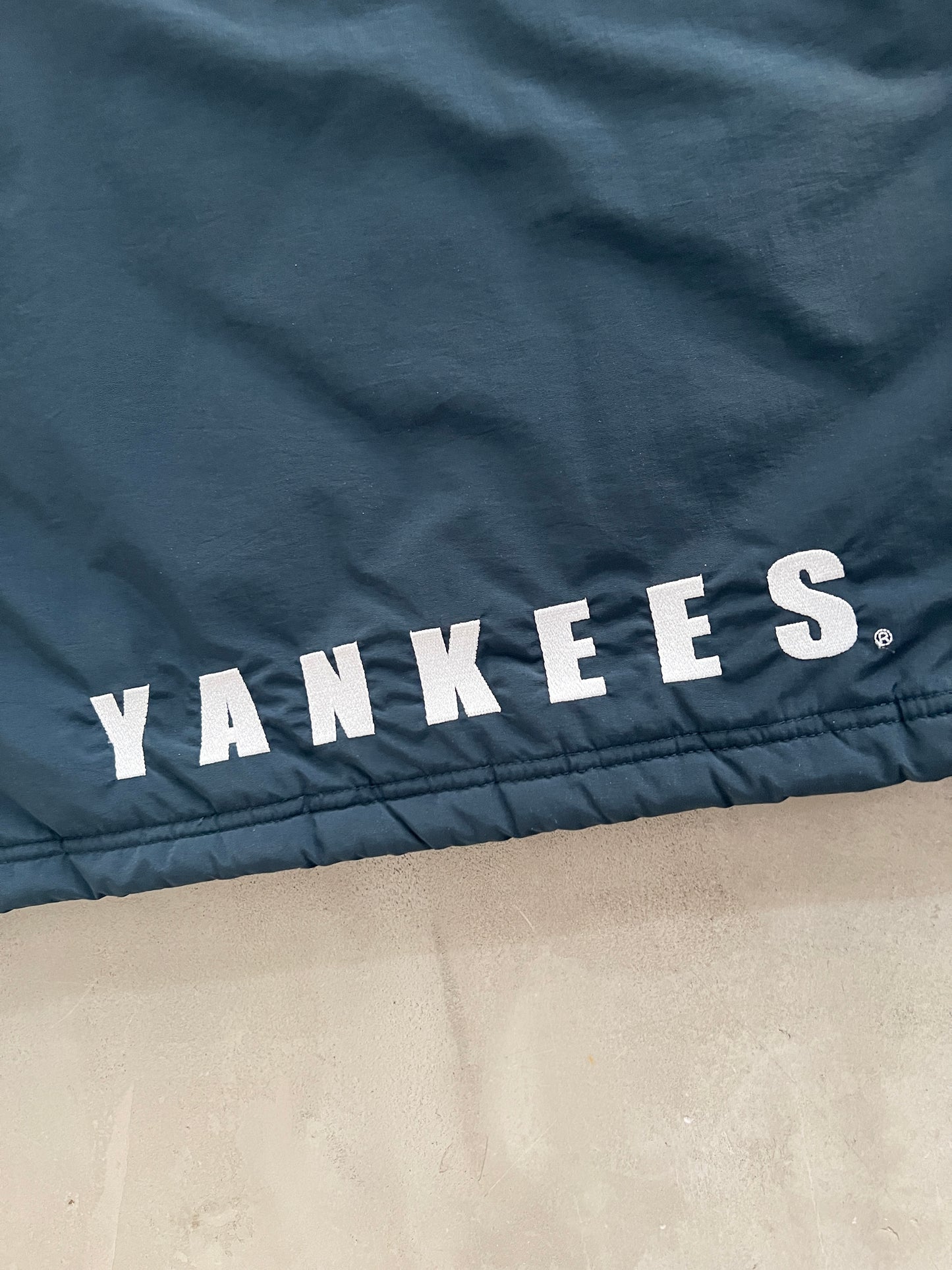 NAVY/GREY YANKEES COAT - 2000S - M