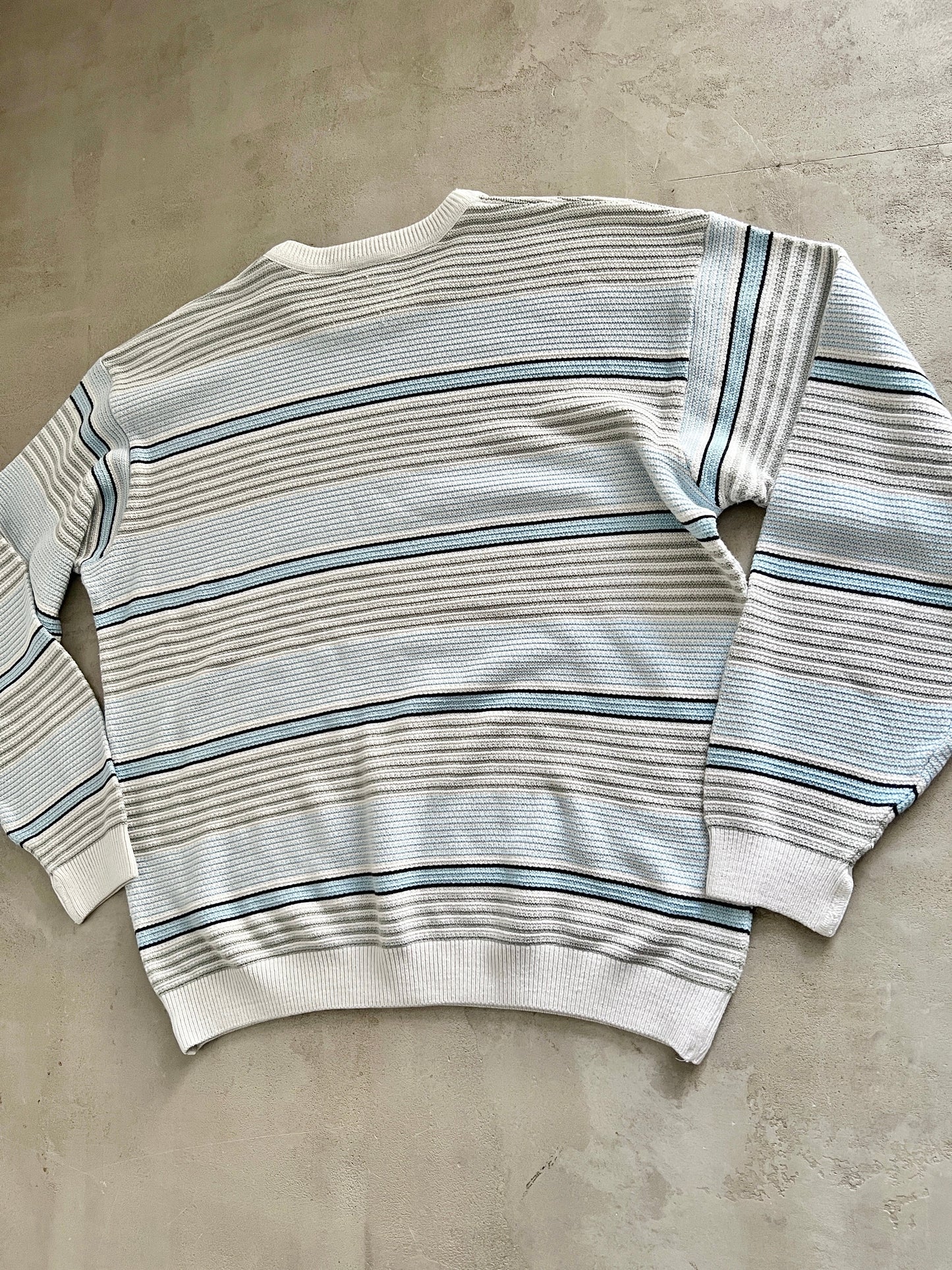 GREY/BABY BLUE LACOSTE KNIT SWEATER - 2000S - M