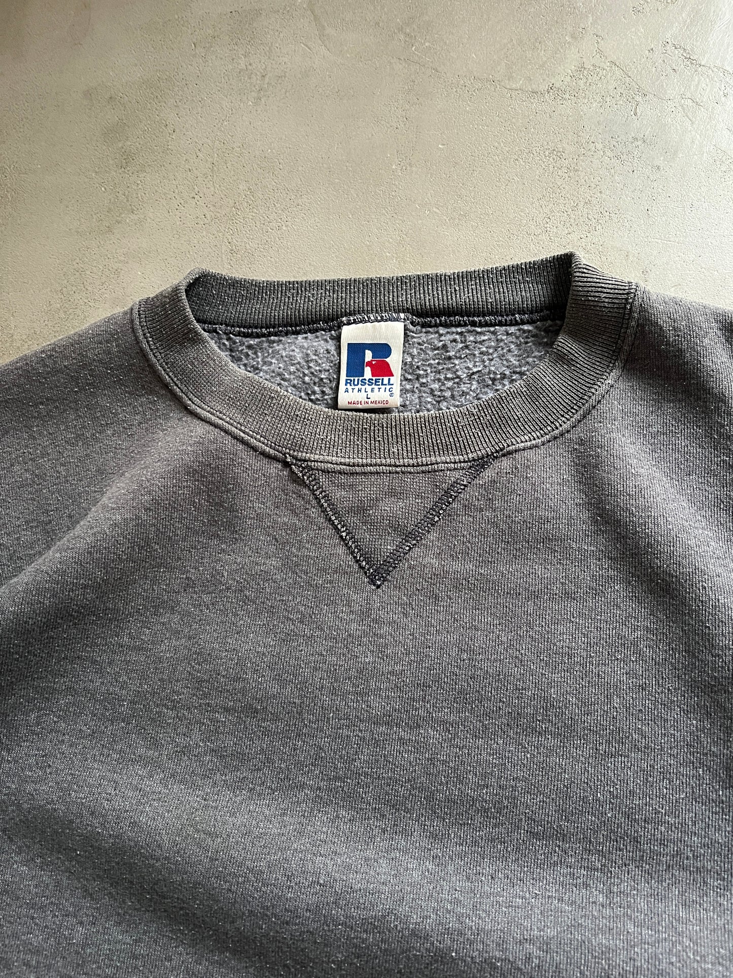 GREY RUSSELL ATHLETIC SWEATER -1990S - L/M