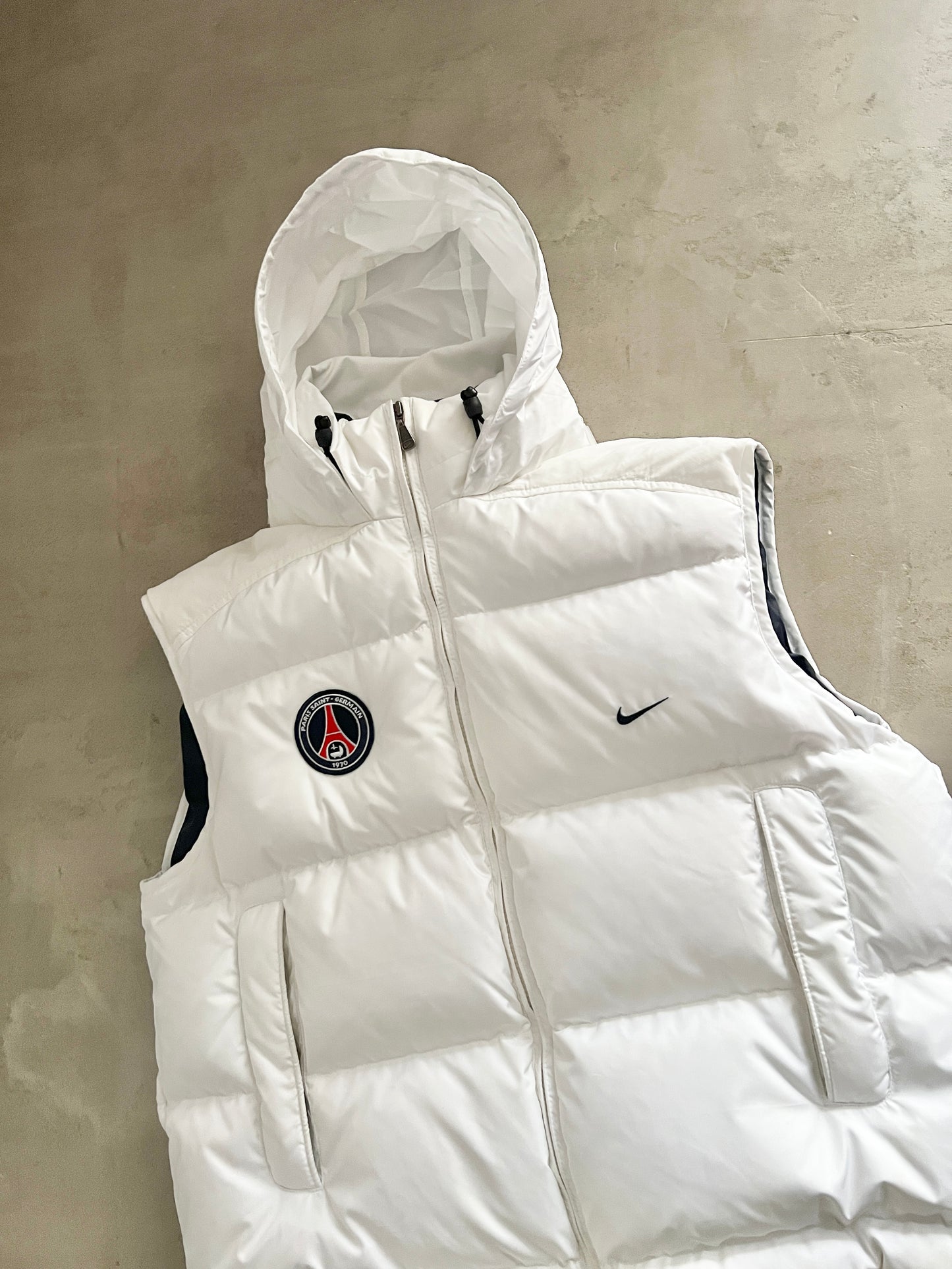 WHITE PSG NIKE PUFFER VEST - 2000S - L