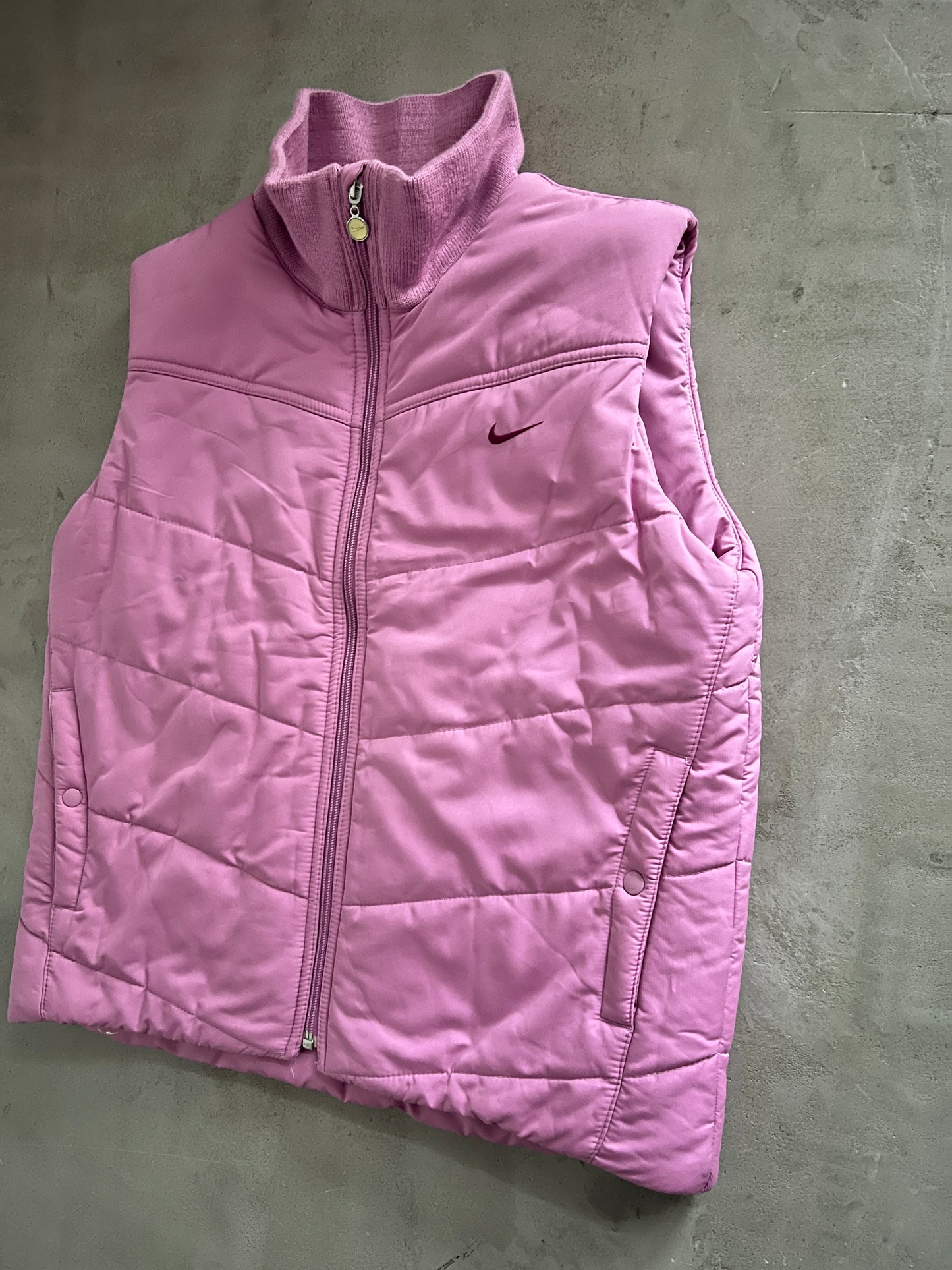 PINK NIKE PUFFER VEST - 2000S - WOMENS M/S
