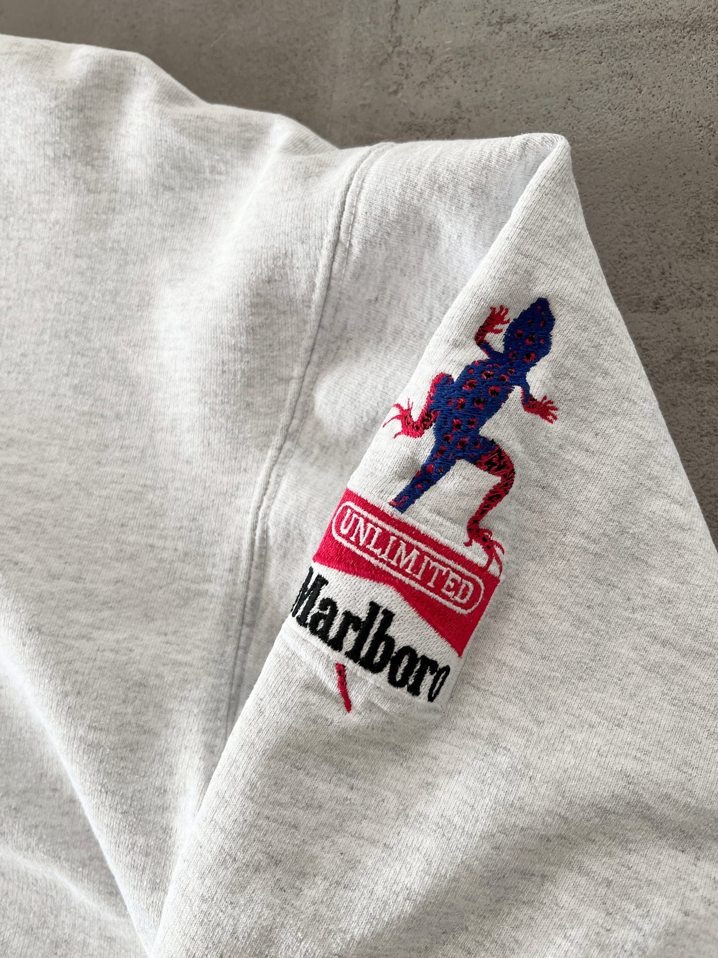 GREY MARLBORO RACING SWEATER - 1990S - M
