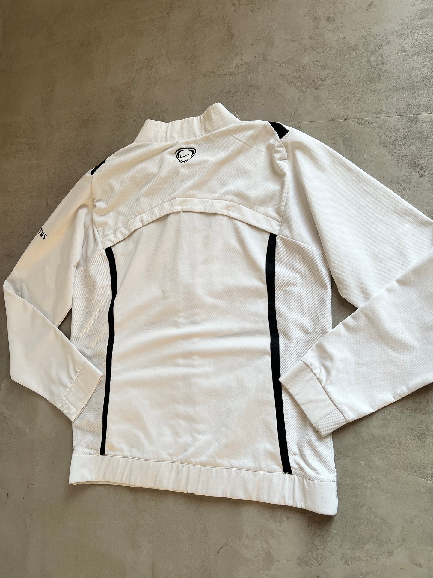 WHITE JUVENTUS FC NIKE TRACK JACKET - 2000S - M