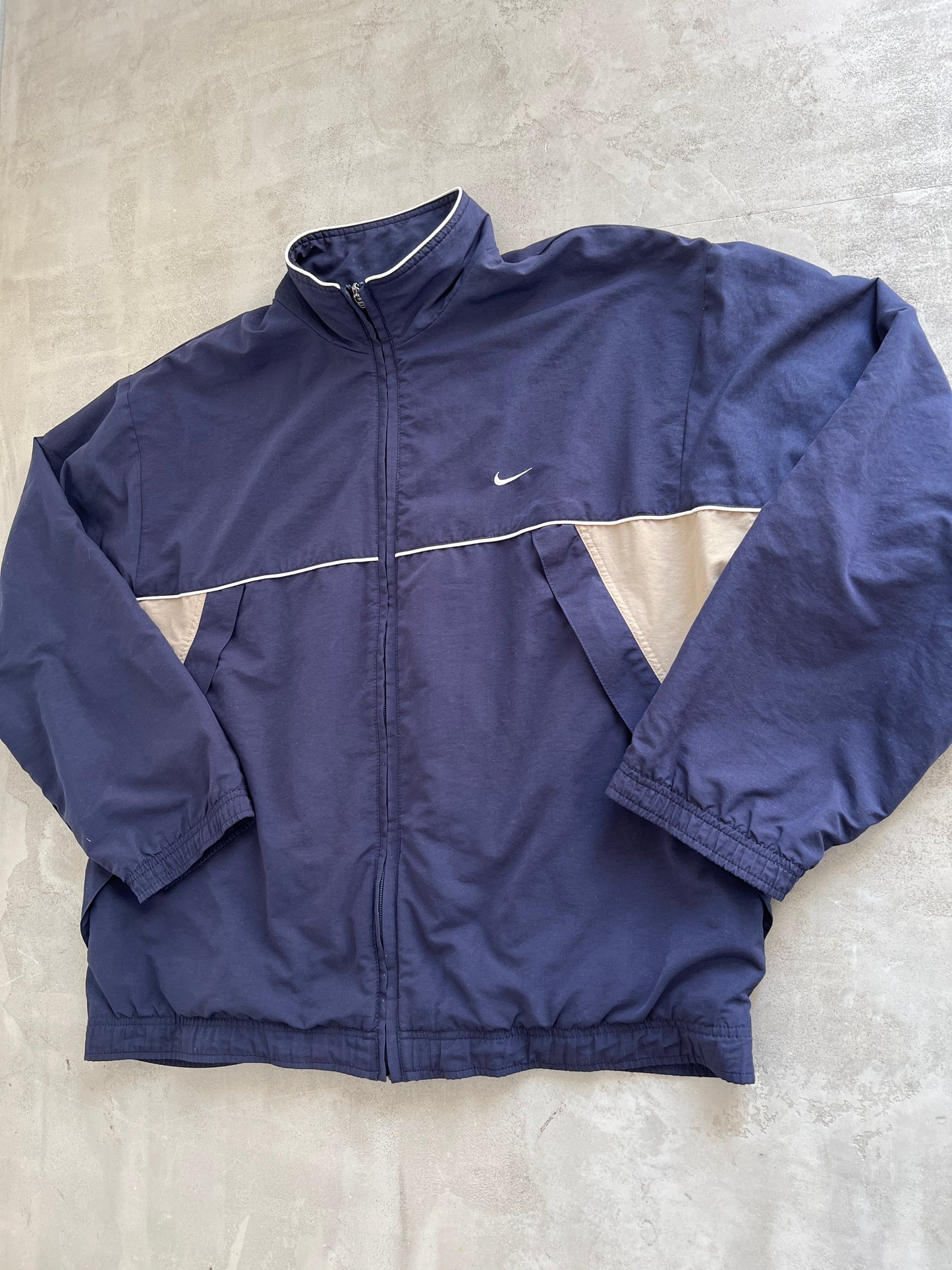 NAVY/BEIGE NIKE TRACK JACKET - 2000S - XL
