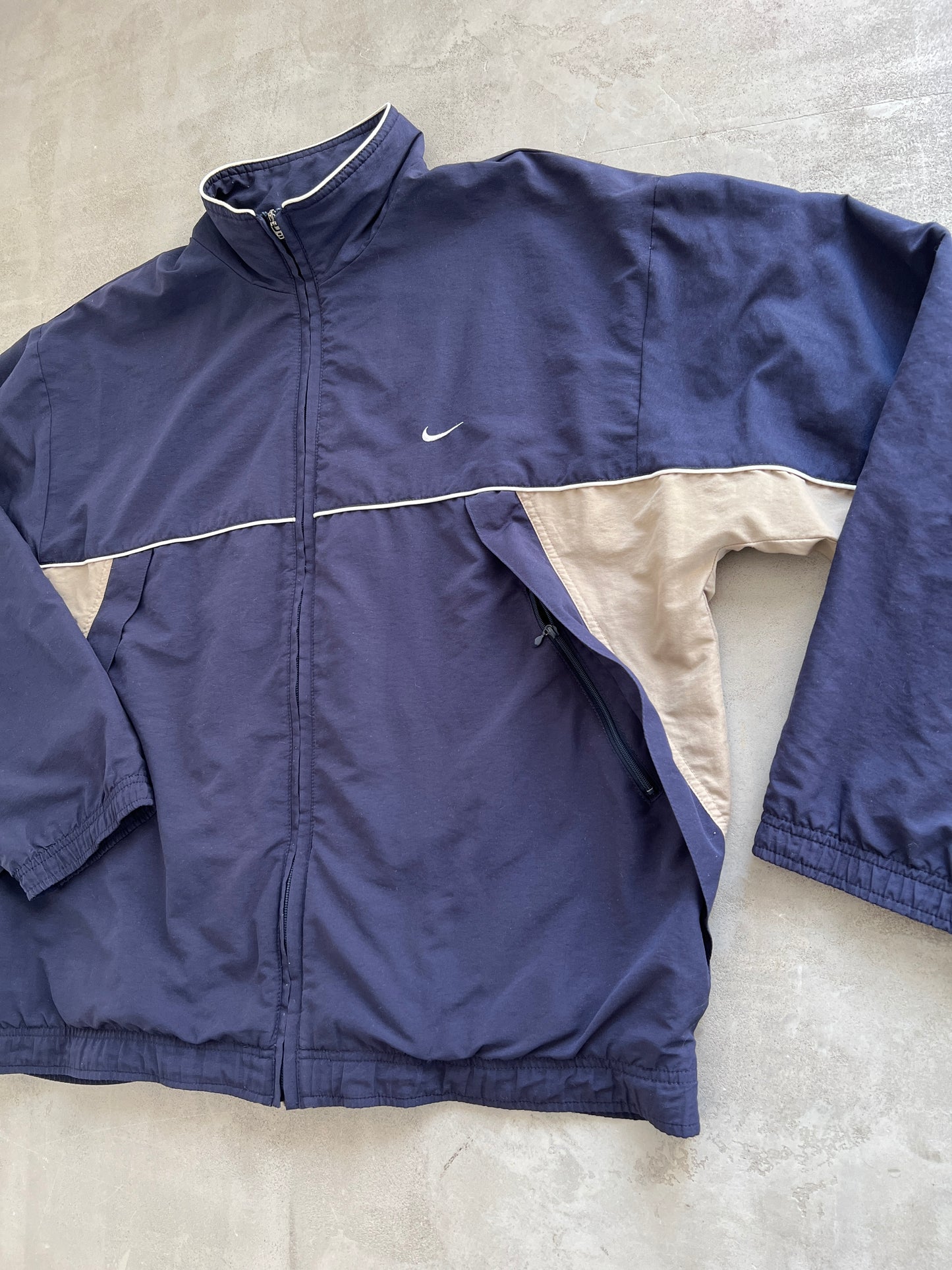 NAVY/BEIGE NIKE TRACK JACKET - 2000S - XL