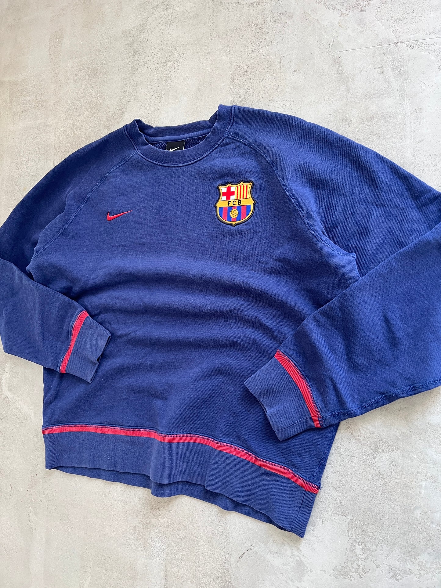 NAVY FC BARCELONA NIKE SWEATER - 2000S - S/M