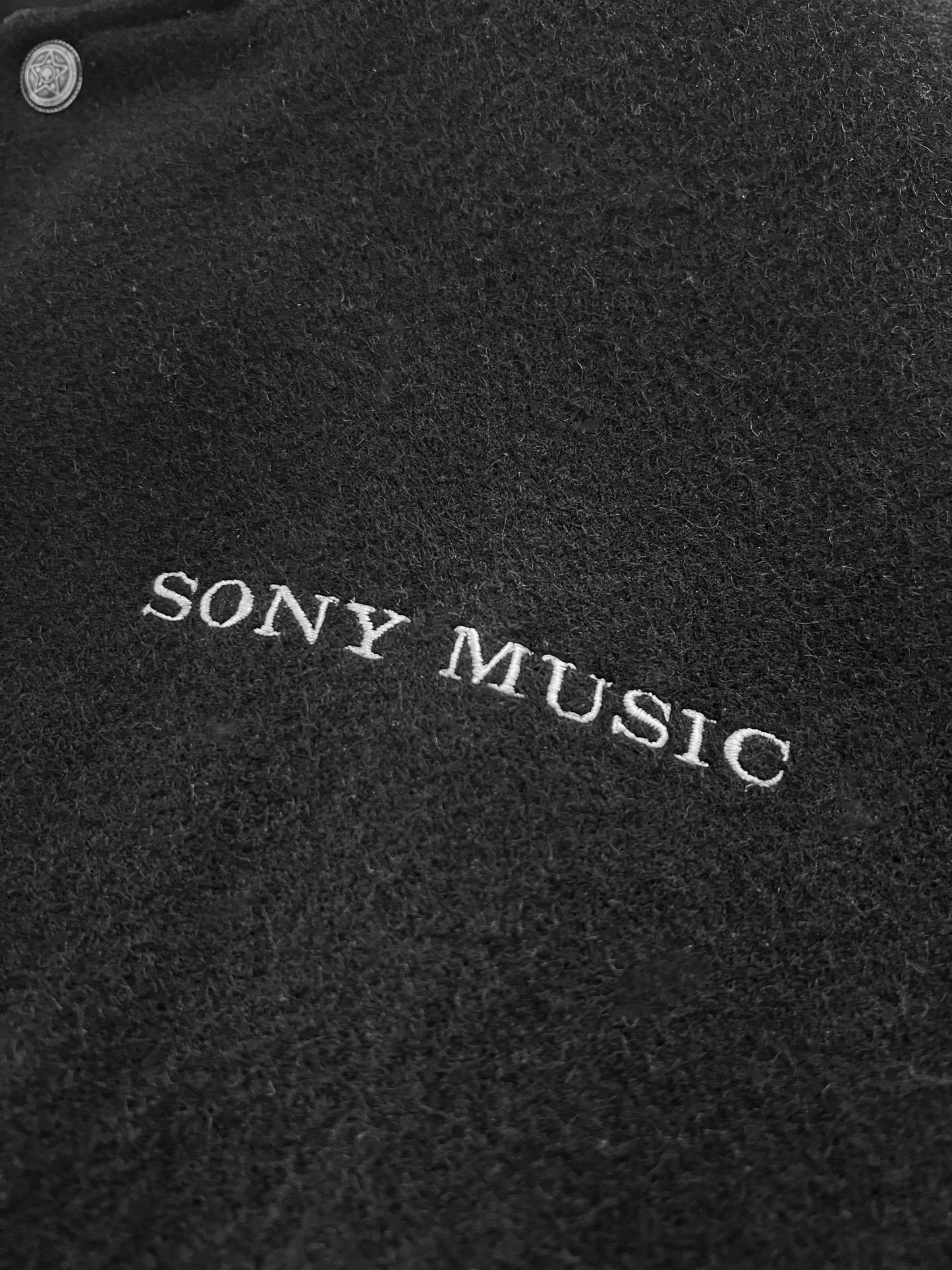 BLACK SONY MUSIC STAFF JACKET - 1990S - L
